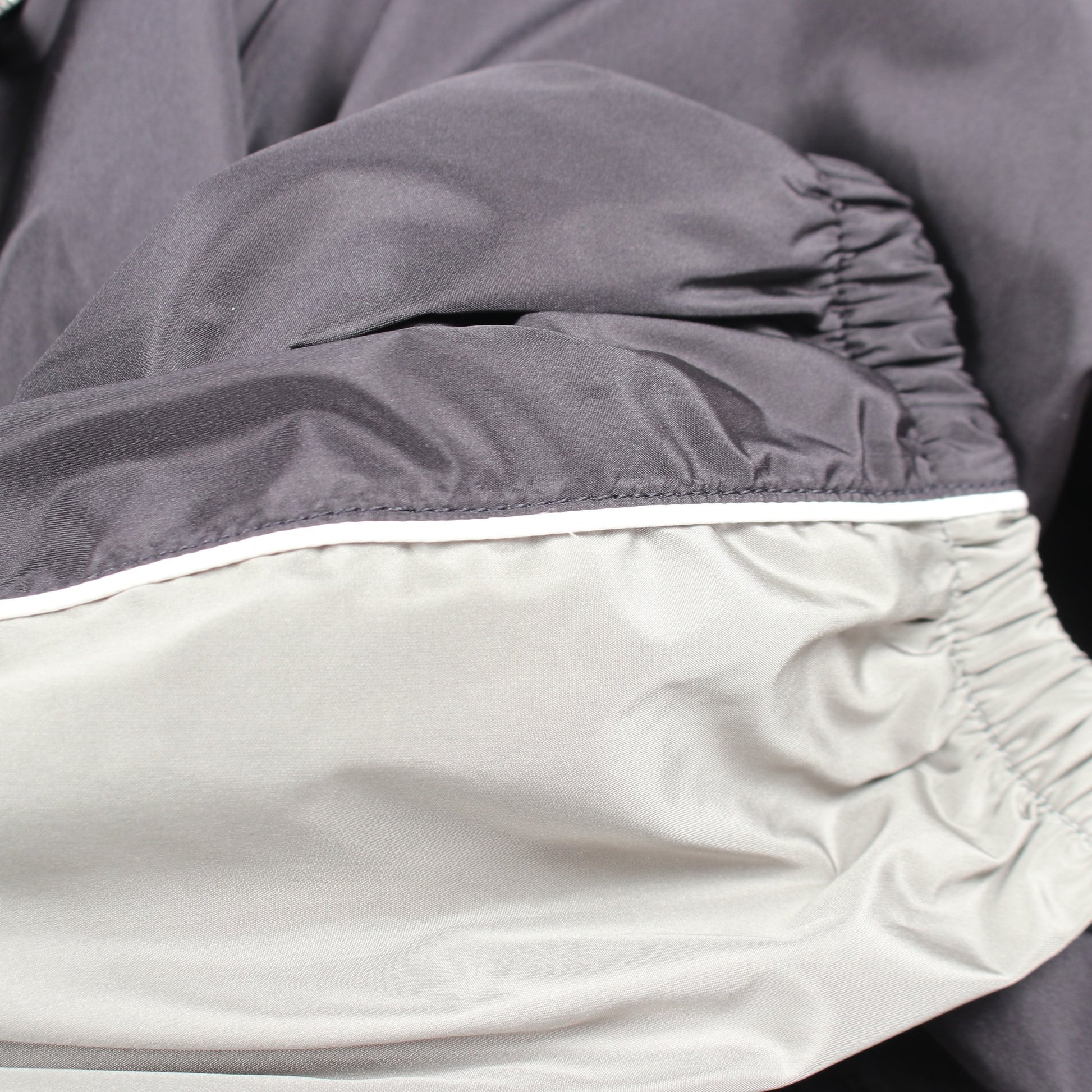 テクニカルシルクジップブルゾン マウンテンパーカー ネイビー グレー ミュウミュウ アウター miu miu