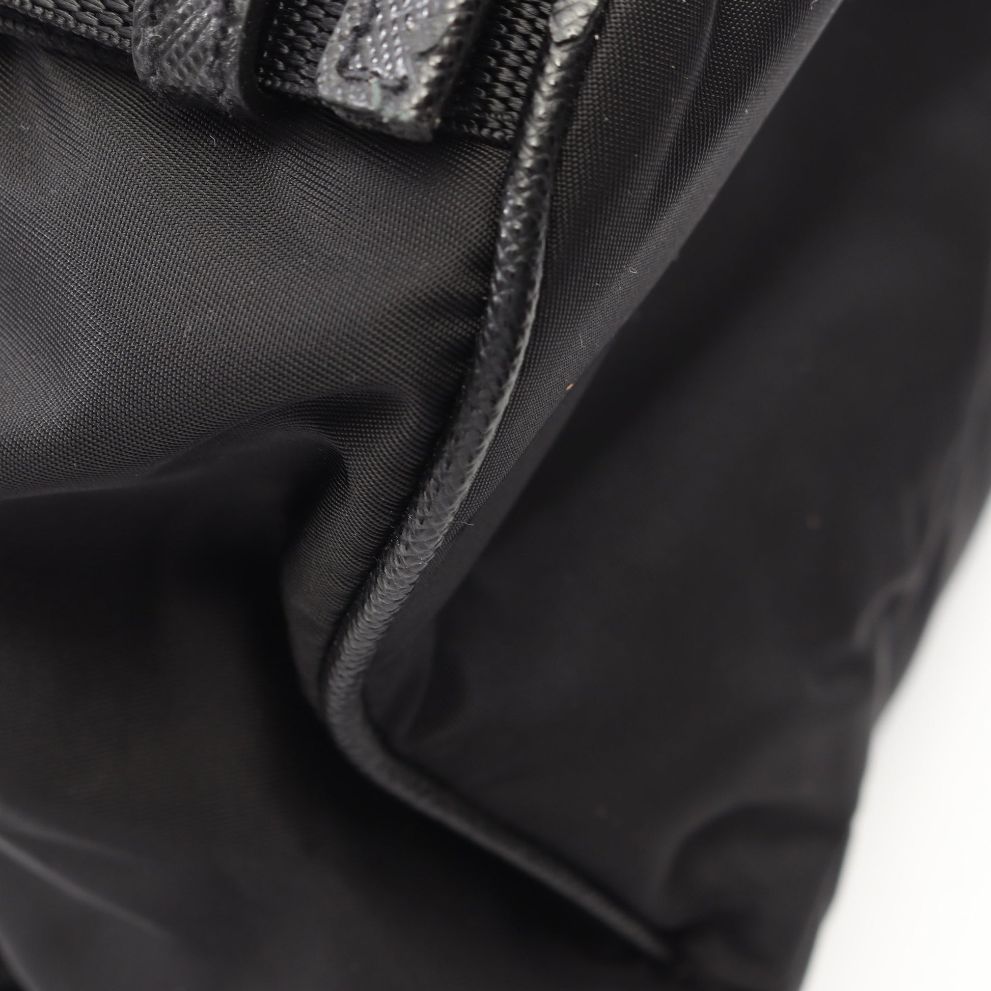Re-Nylon ショルダーバッグ ナイロン サフィアーノレザー ブラック プラダ バッグ PRADA
