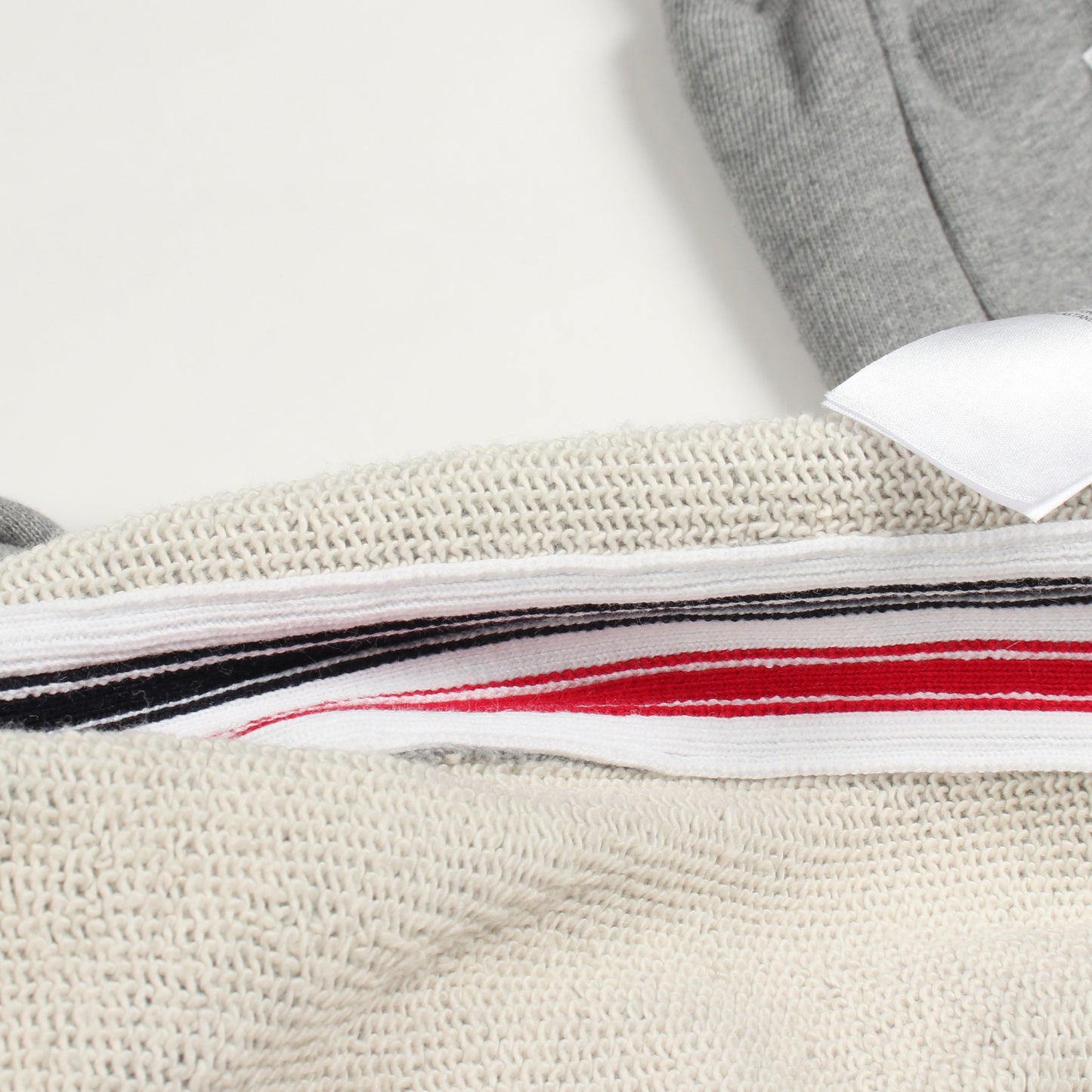 ループバック サイドストライプ スウェットパンツ コットン グレー トムブラウン ボトムス THOM BROWNE