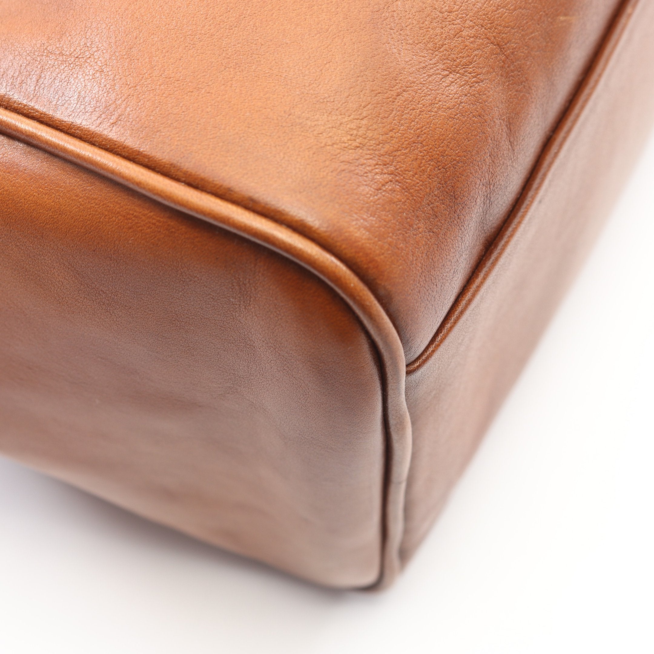 VITTELO ANTIC ハンドバッグ レザー ブラウン ミュウミュウ – RECLO