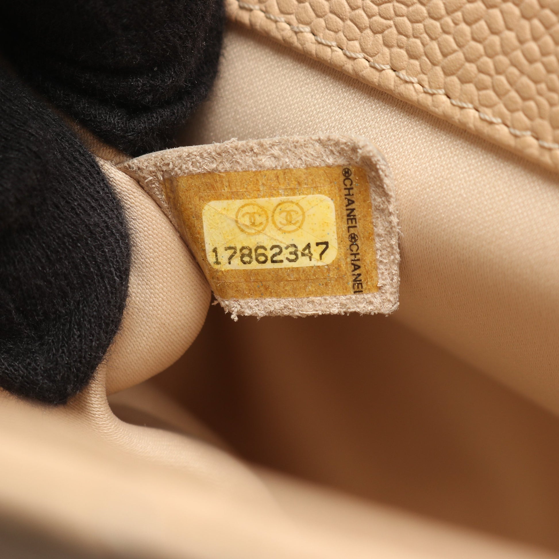 マトラッセ グランドショッピング GST チェーンショルダーバッグ チェーントートバッグ キャビアスキン ベージュ シルバー金具 シャネル バッグ CHANEL