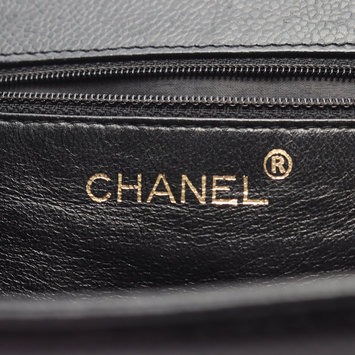 ワンショルダーバッグ キャビアスキン ブラック ゴールド金具 シャネル バッグ CHANEL