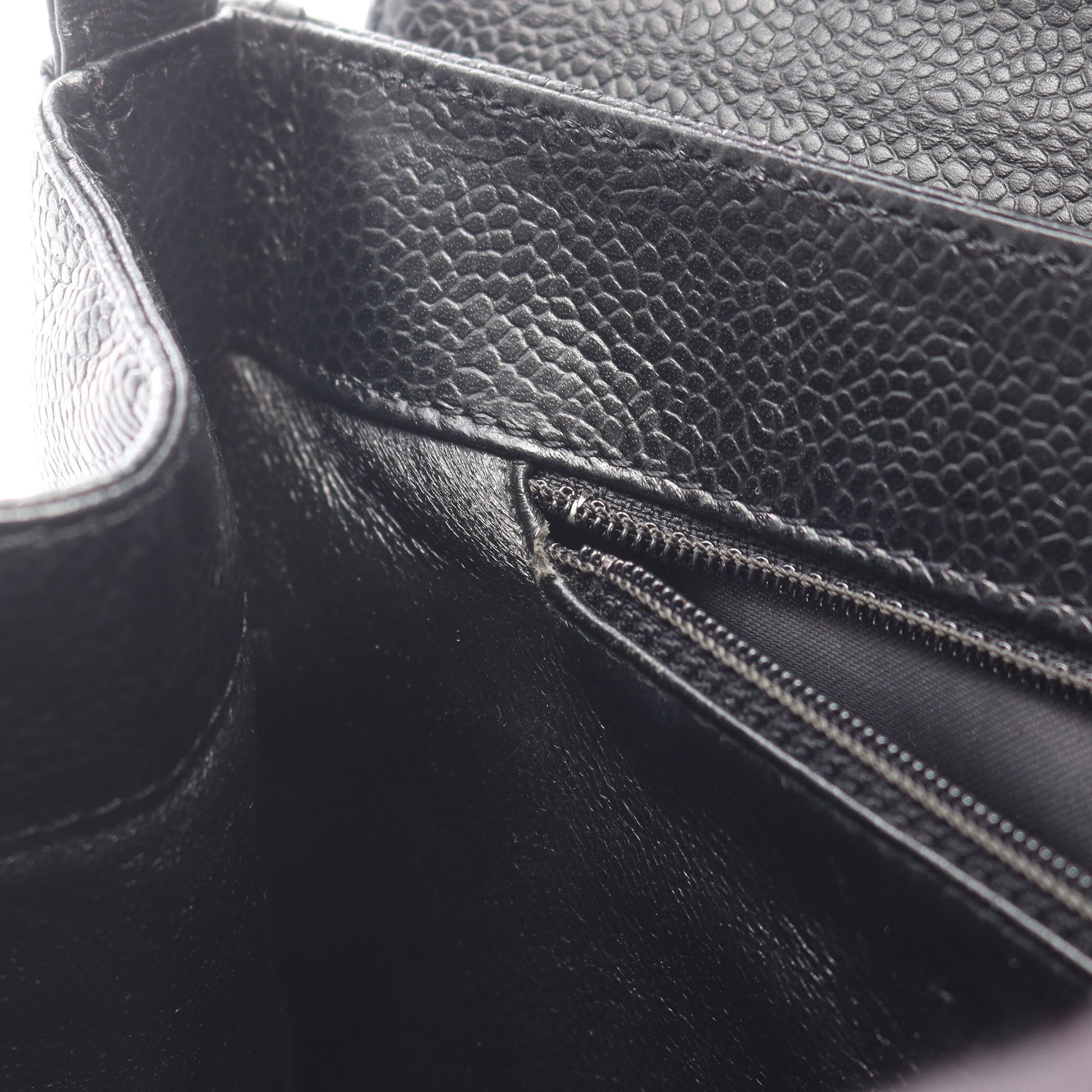 ワンショルダーバッグ キャビアスキン ブラック ゴールド金具 シャネル バッグ CHANEL