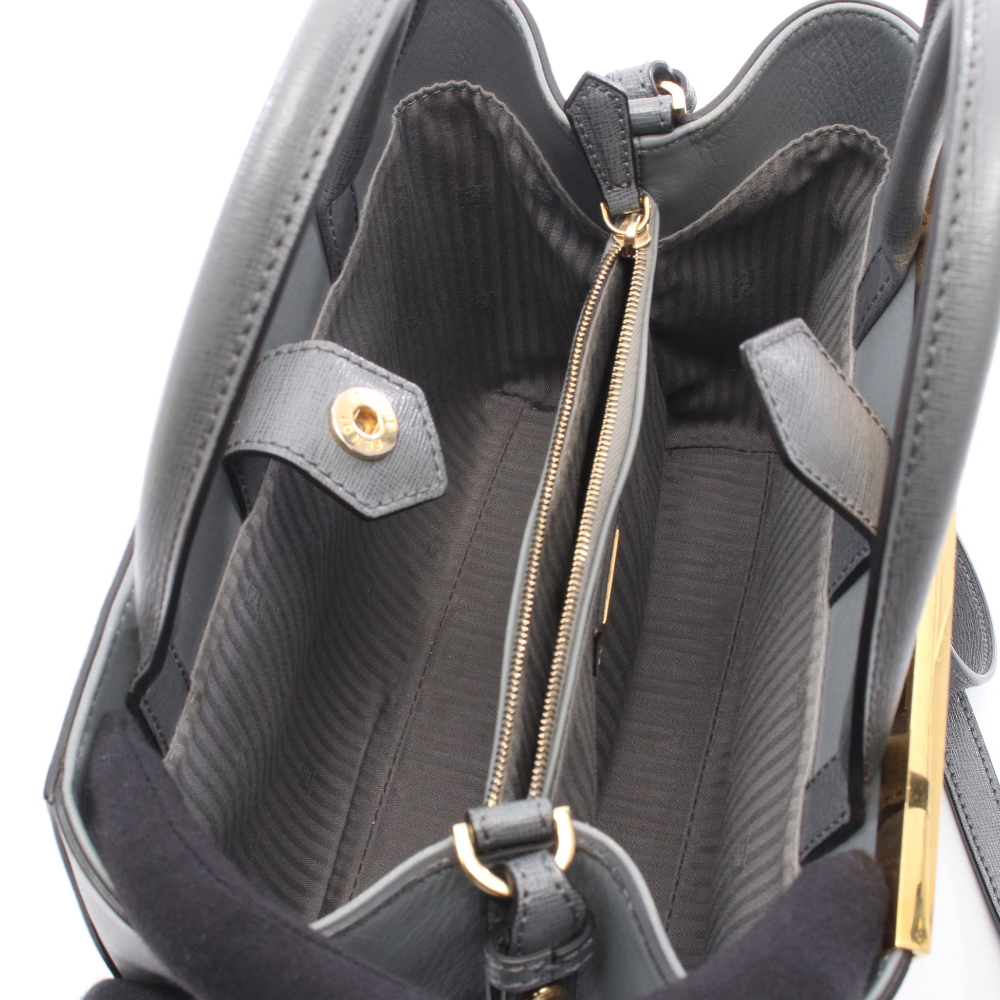 PETITE 2JOURS プチ トゥージュール 2WAY ハンドバッグ レザー グレー フェンディ バッグ FENDI