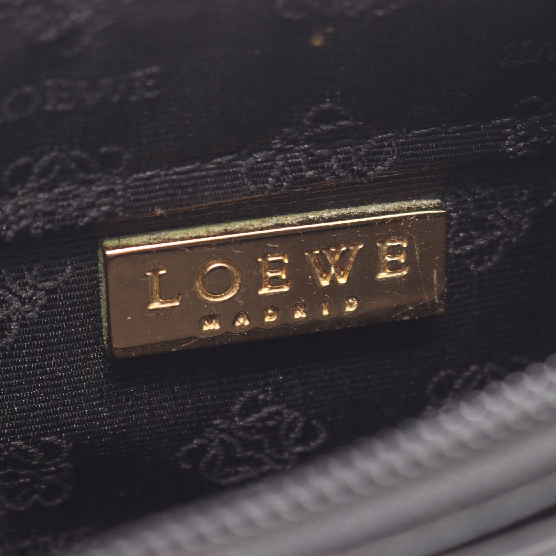 ハンドバッグ レザー ブラック ロエベ バッグ LOEWE