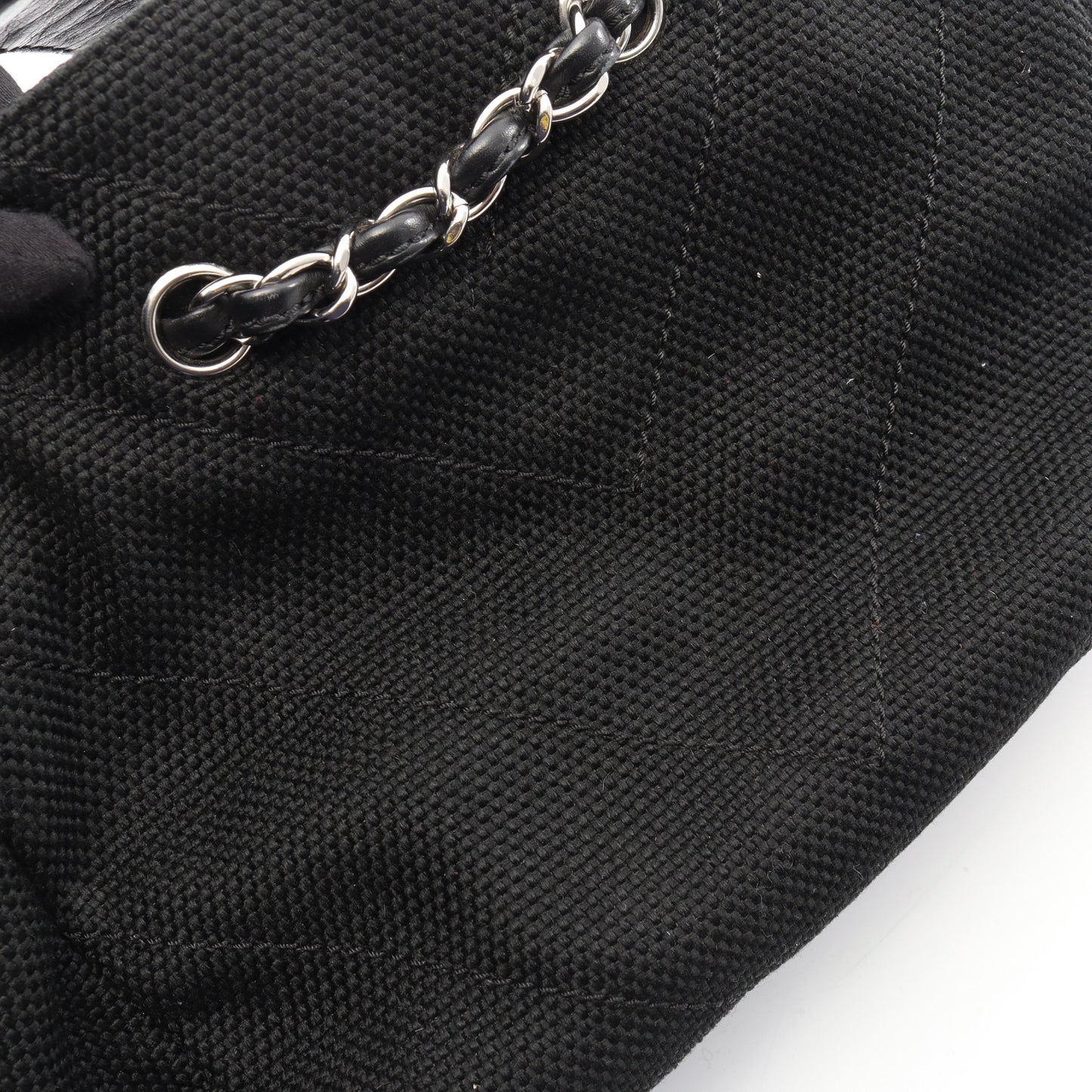 Vステッチ チェーンショルダーバッグ キャンバス レザー ブラック シルバー金具 シャネル バッグ CHANEL