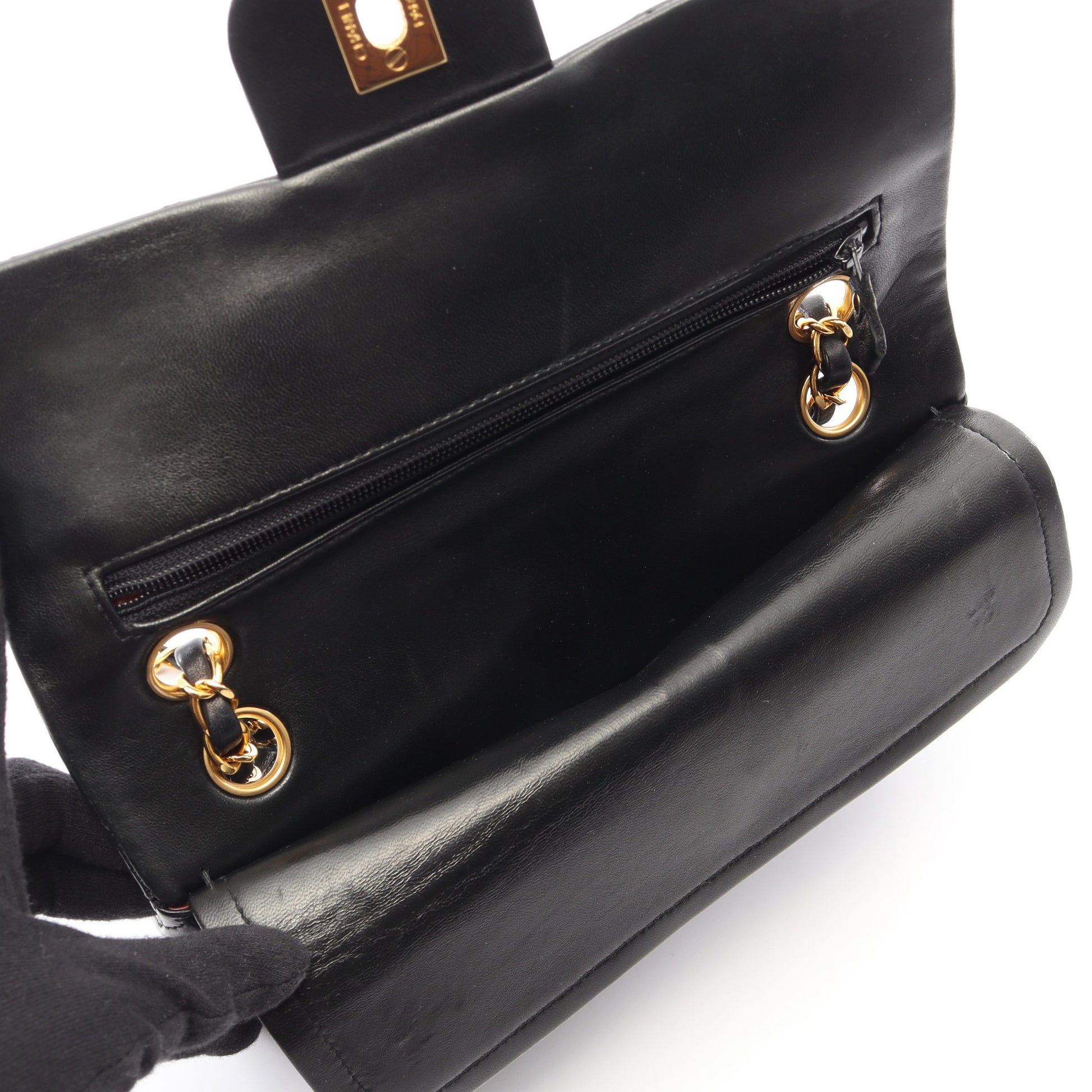 マトラッセ Wフラップ Wチェーンショルダーバッグ ラムスキン ブラック ゴールド金具 シャネル バッグ CHANEL