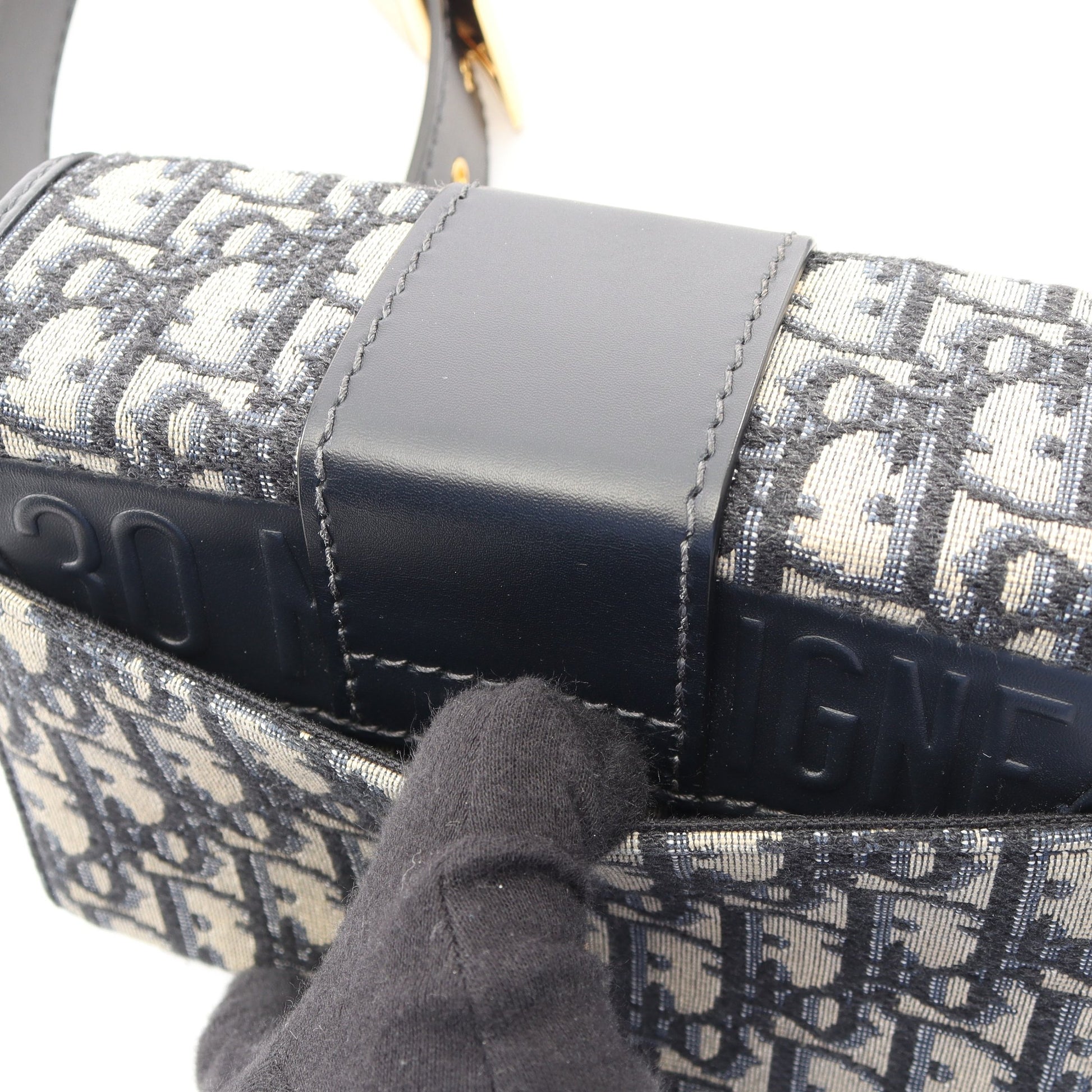 30 MONTAIGNE モンテーニュ ボックス オブリーク ジャカード ショルダーバッグ キャンバス レザー ベージュ ネイビー クリスチャンディオール バッグ Christian Dior