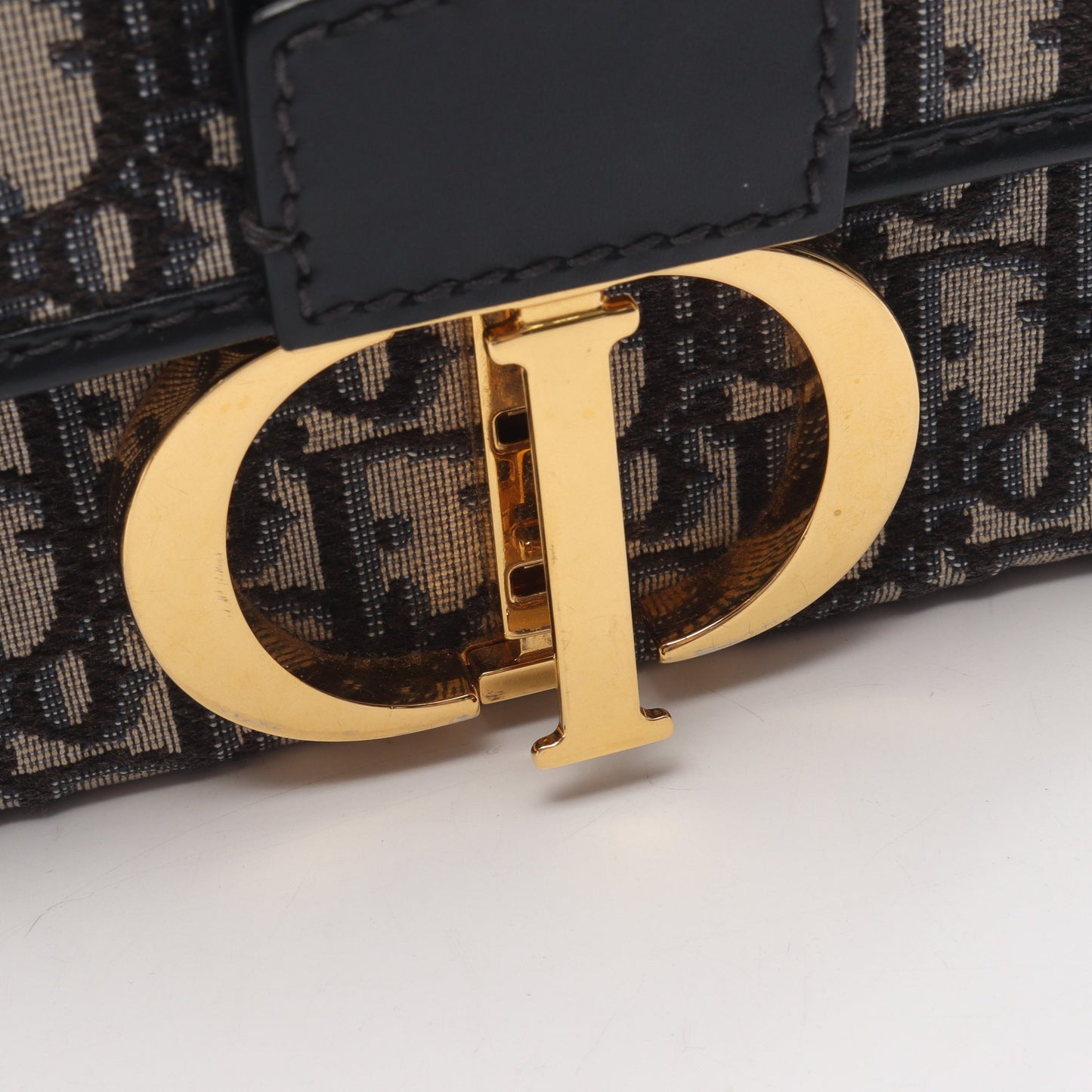 30 MONTAIGNE モンテーニュ ボックス オブリーク ショルダーバッグ キャンバス レザー ライトベージュ ネイビー ブラック クリスチャンディオール バッグ Christian Dior