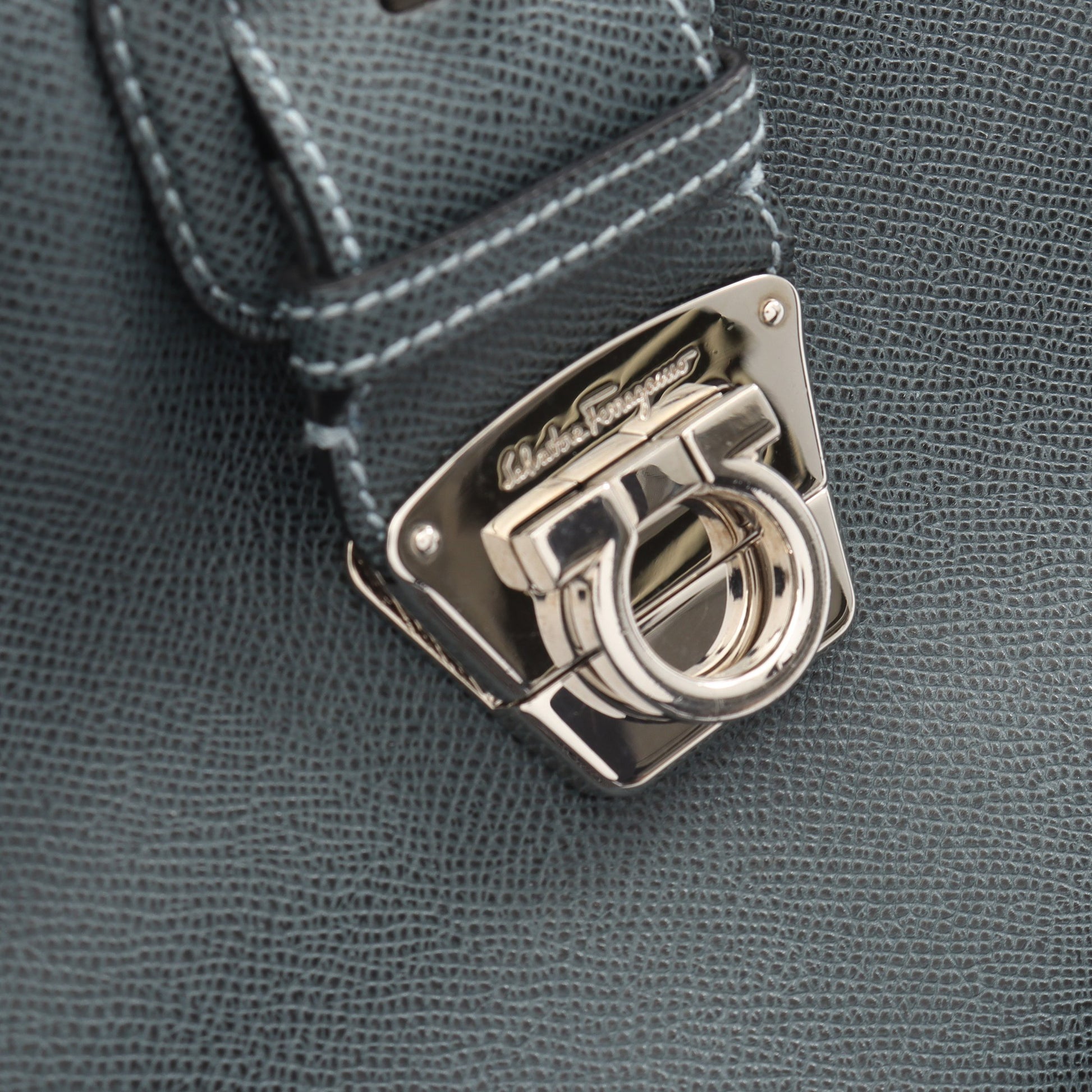 ガンチーニ ワンショルダーバッグ レザー ブルーグリーン サルヴァトーレフェラガモ バッグ Salvatore Ferragamo