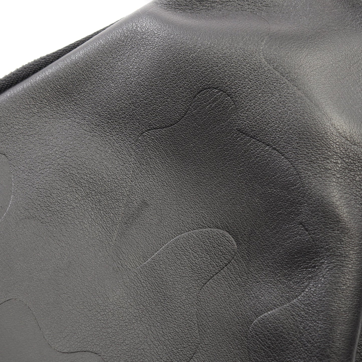 スタッズ ボディバッグ ウエストバッグ レザー ブラック エムシーエム バッグ MCM