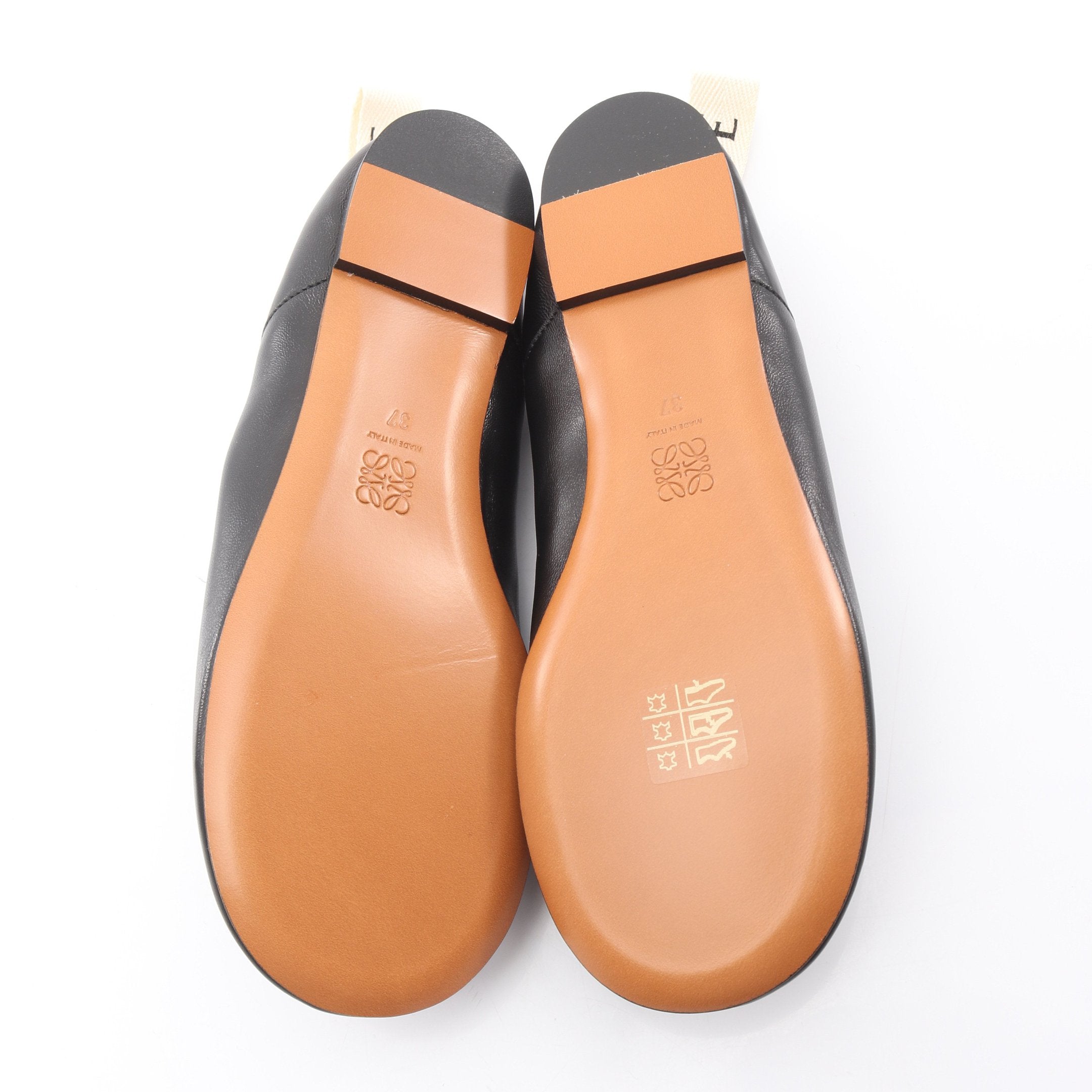 LOEWE フラットシューズ　フラメンコ フラメンコ バレリーナ バレエシューズ フラットシューズ レザー
