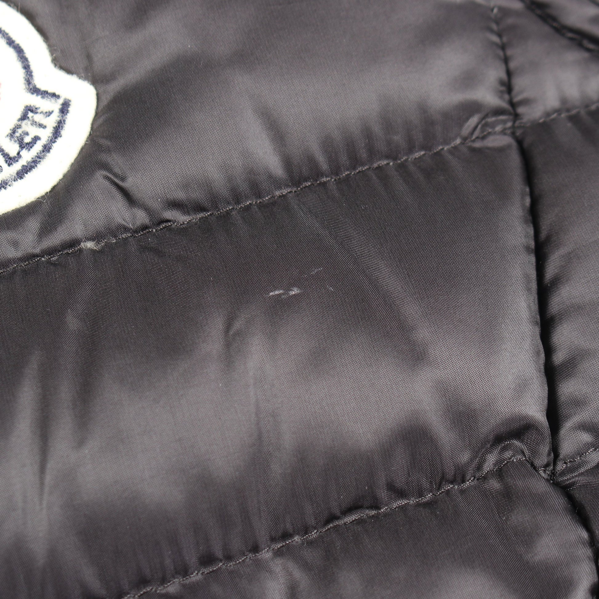 ベスト ナイロン ブラック モンクレール アウター MONCLER