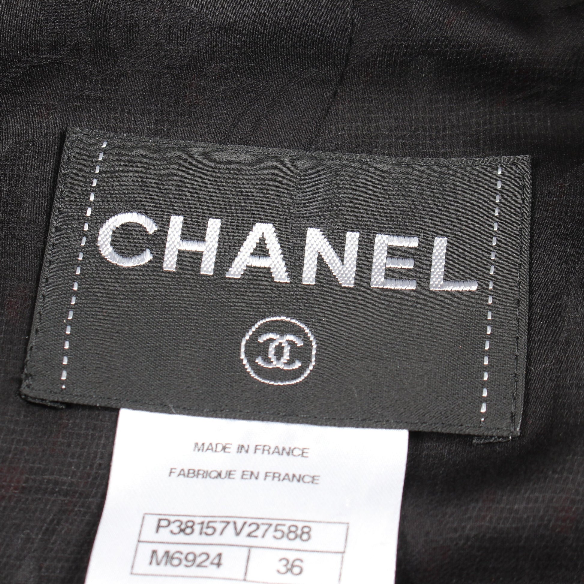ココマークボタン スパンコール付き ツイード ジャケット レッド ブラック ホワイト シャネル アウター CHANEL