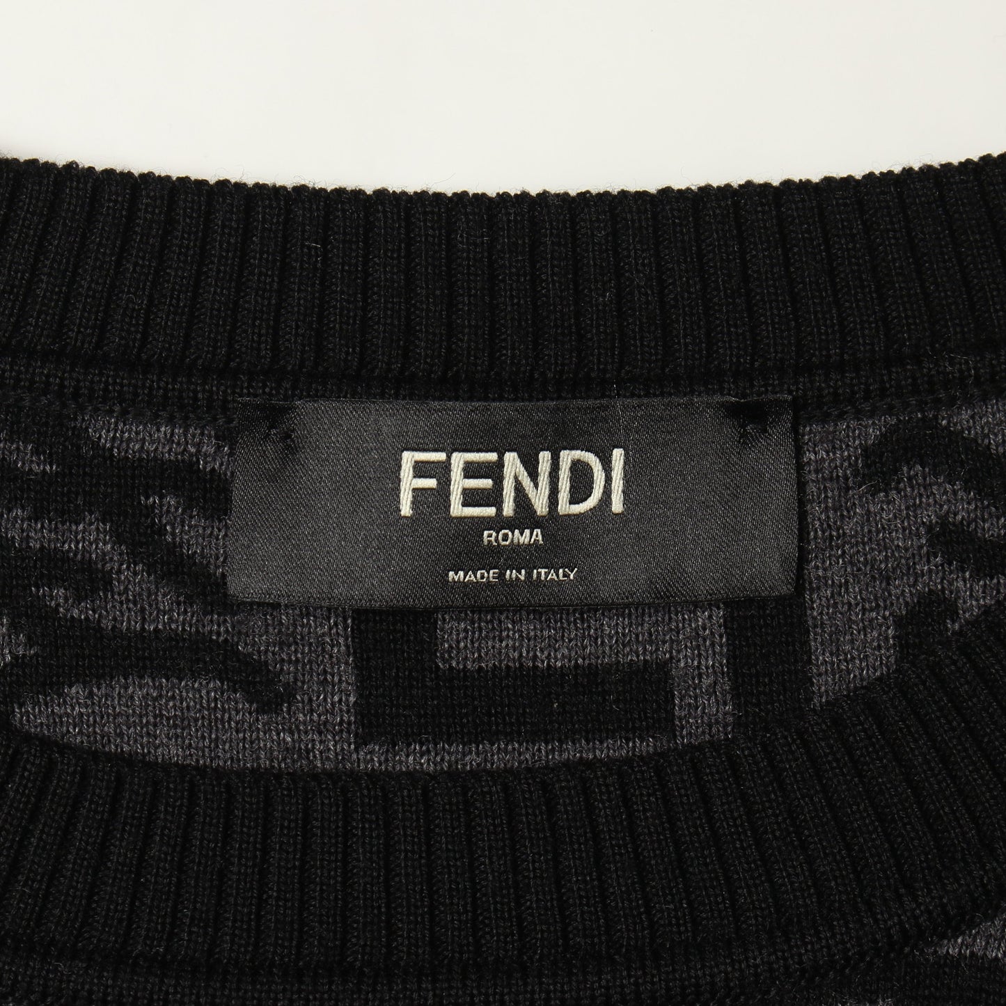 FFロゴ 総柄 クルーネック ニット ウール ブラック グレー フェンディ トップス FENDI