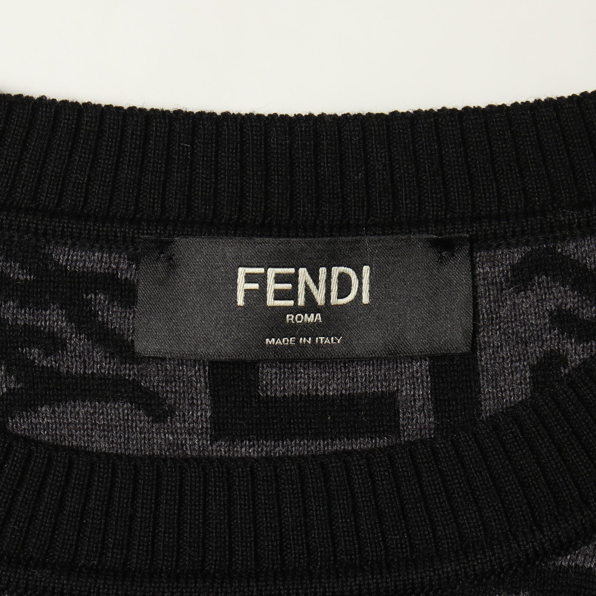 FFロゴ 総柄 クルーネック ニット ウール ブラック グレー フェンディ トップス FENDI