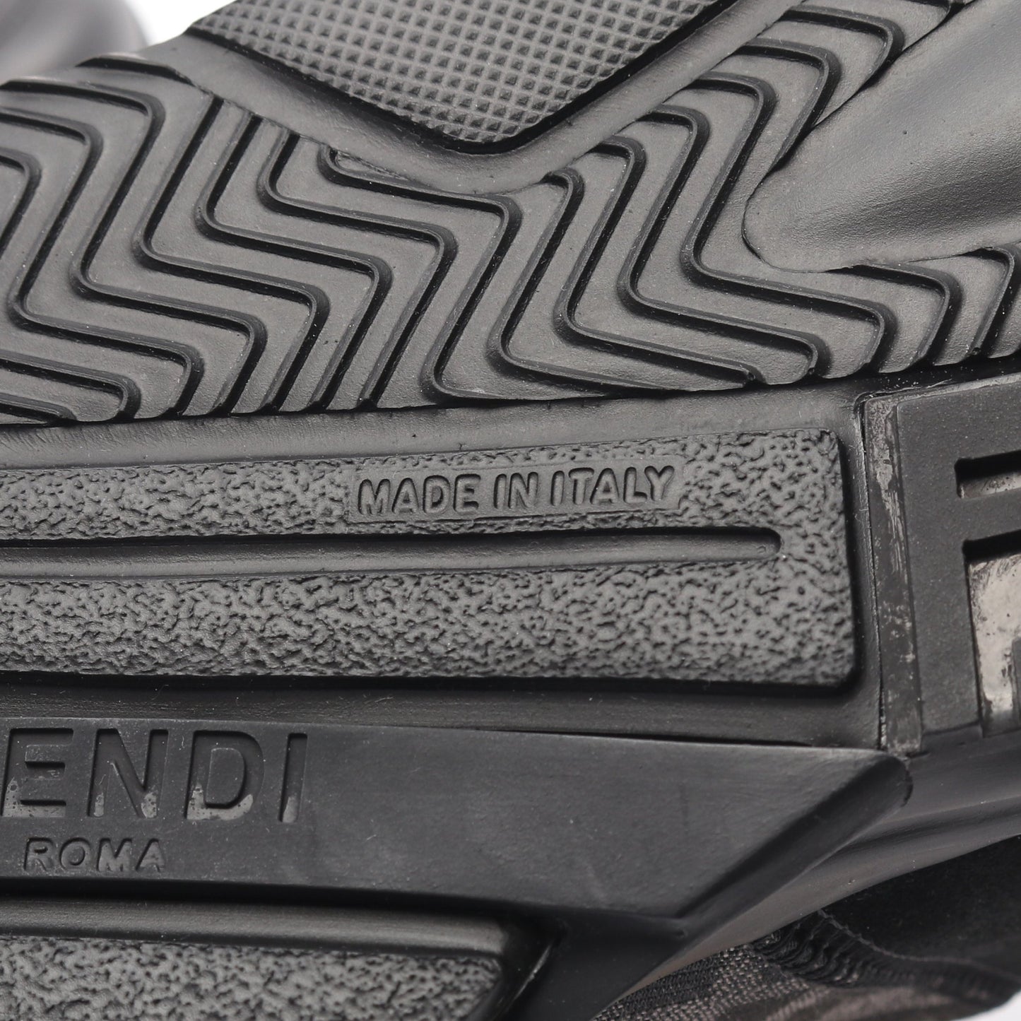 FLOW フロー スニーカー レザー ブラック イエロー フェンディ シューズ FENDI