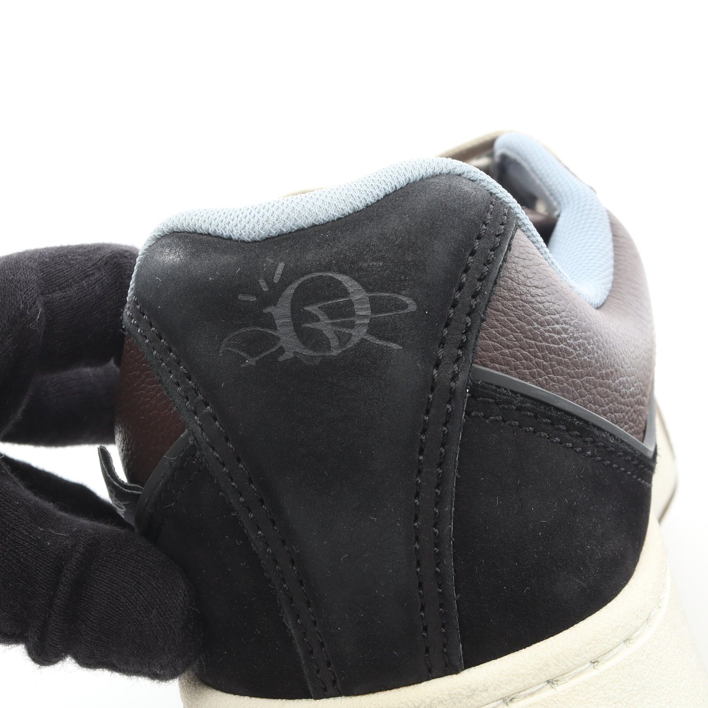 DIOR × TRAVIS SCOTT CACTUS JACK B713 スニーカー レザー スエード ファブリック ブラウン ブラック ライトブルー ディオール シューズ DIOR