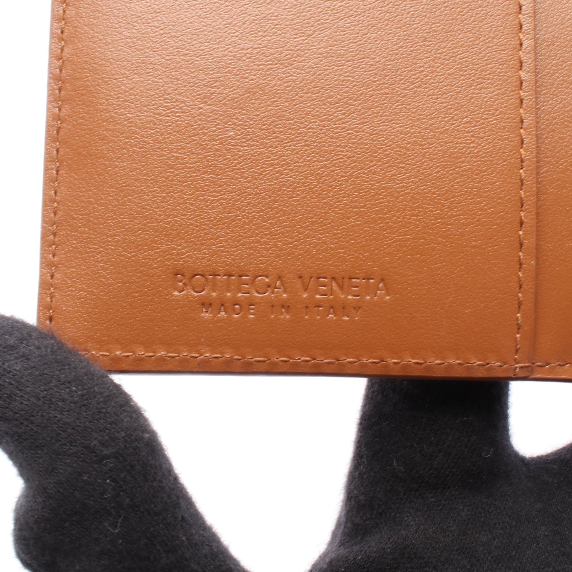 イントレチャート 二つ折り財布 ラムスキン ブラウン ボッテガヴェネタ 財布・小物 BOTTEGA VENETA
