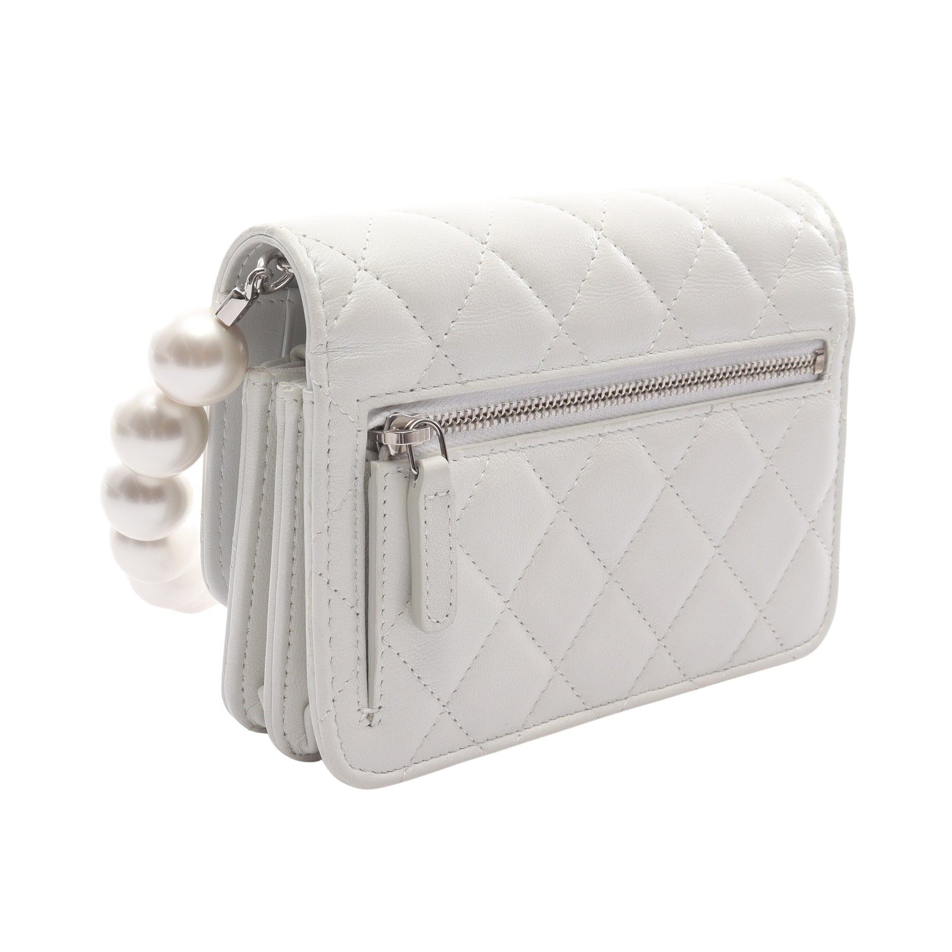 マトラッセ パールチェーン ショルダーウォレット ラムスキン ホワイト シルバー金具 シャネル バッグ CHANEL