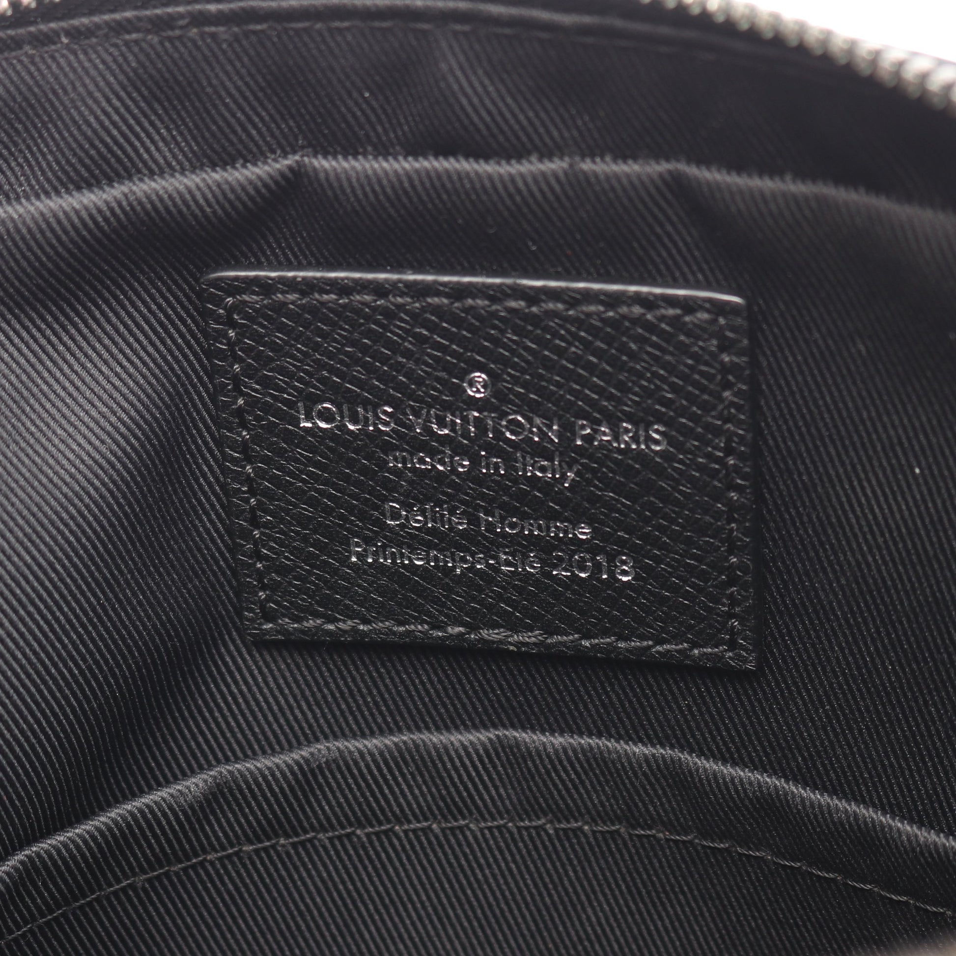 メッセンジャーPM タイガ ノワール ショルダーバッグ レザー ブラック ルイヴィトン バッグ LOUIS VUITTON