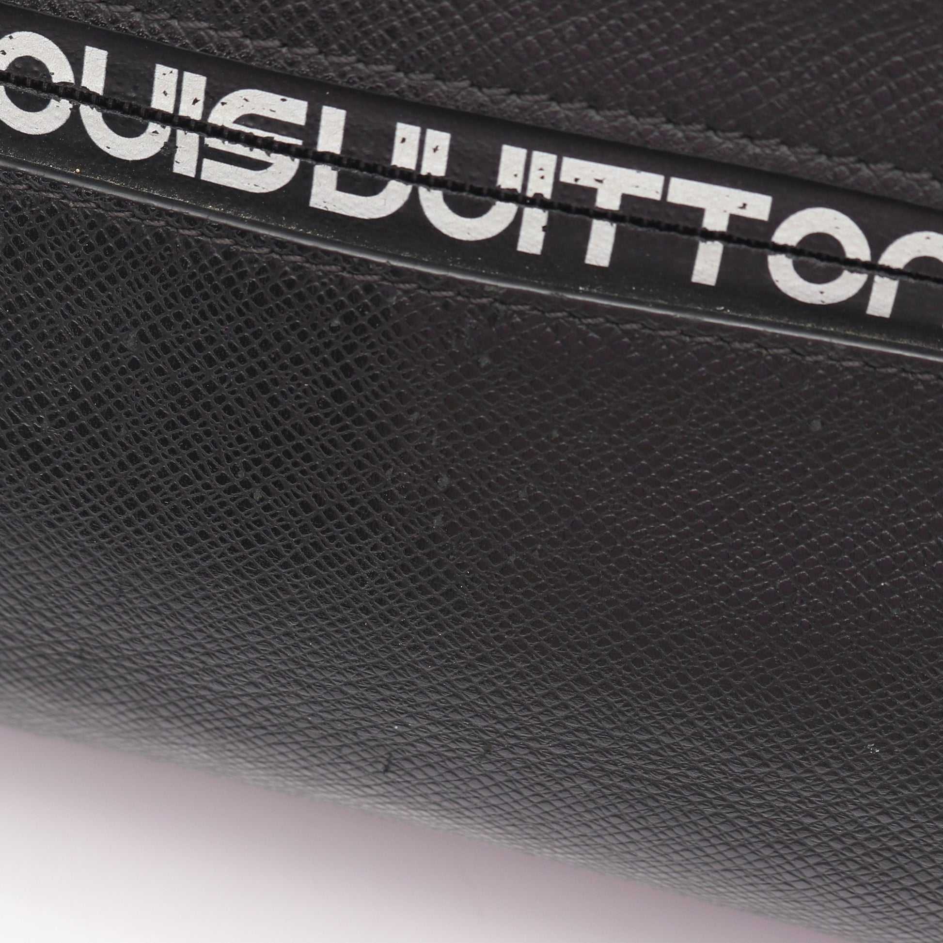 メッセンジャーPM タイガ ノワール ショルダーバッグ レザー ブラック ルイヴィトン バッグ LOUIS VUITTON