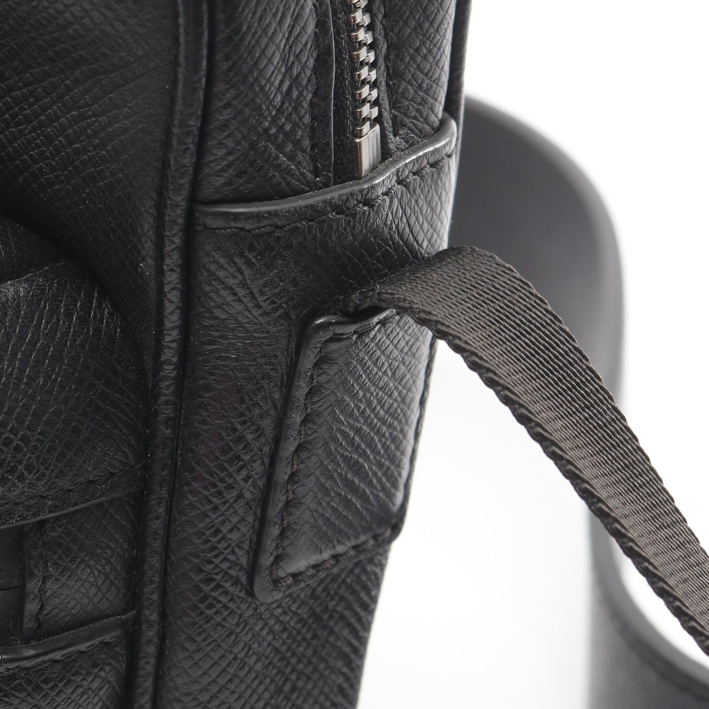 メッセンジャーPM タイガ ノワール ショルダーバッグ レザー ブラック ルイヴィトン バッグ LOUIS VUITTON