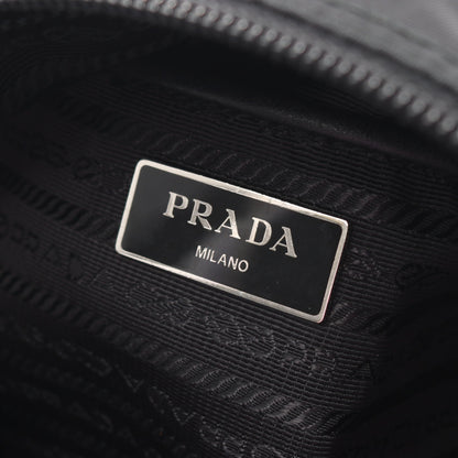 トライアングルロゴ ショルダーバッグ ナイロン サフィアーノレザー ブラック プラダ バッグ PRADA