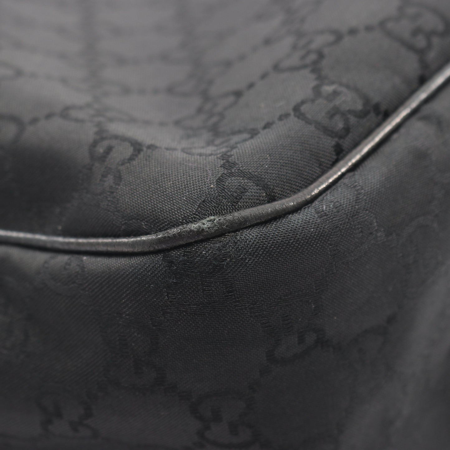 GGナイロン ワンショルダーバッグ ナイロン レザー ブラック グッチ バッグ GUCCI