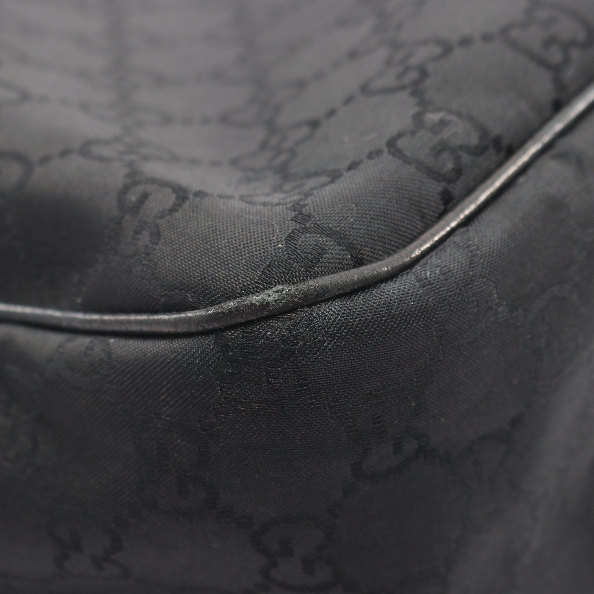 GGナイロン ワンショルダーバッグ ナイロン レザー ブラック グッチ バッグ GUCCI
