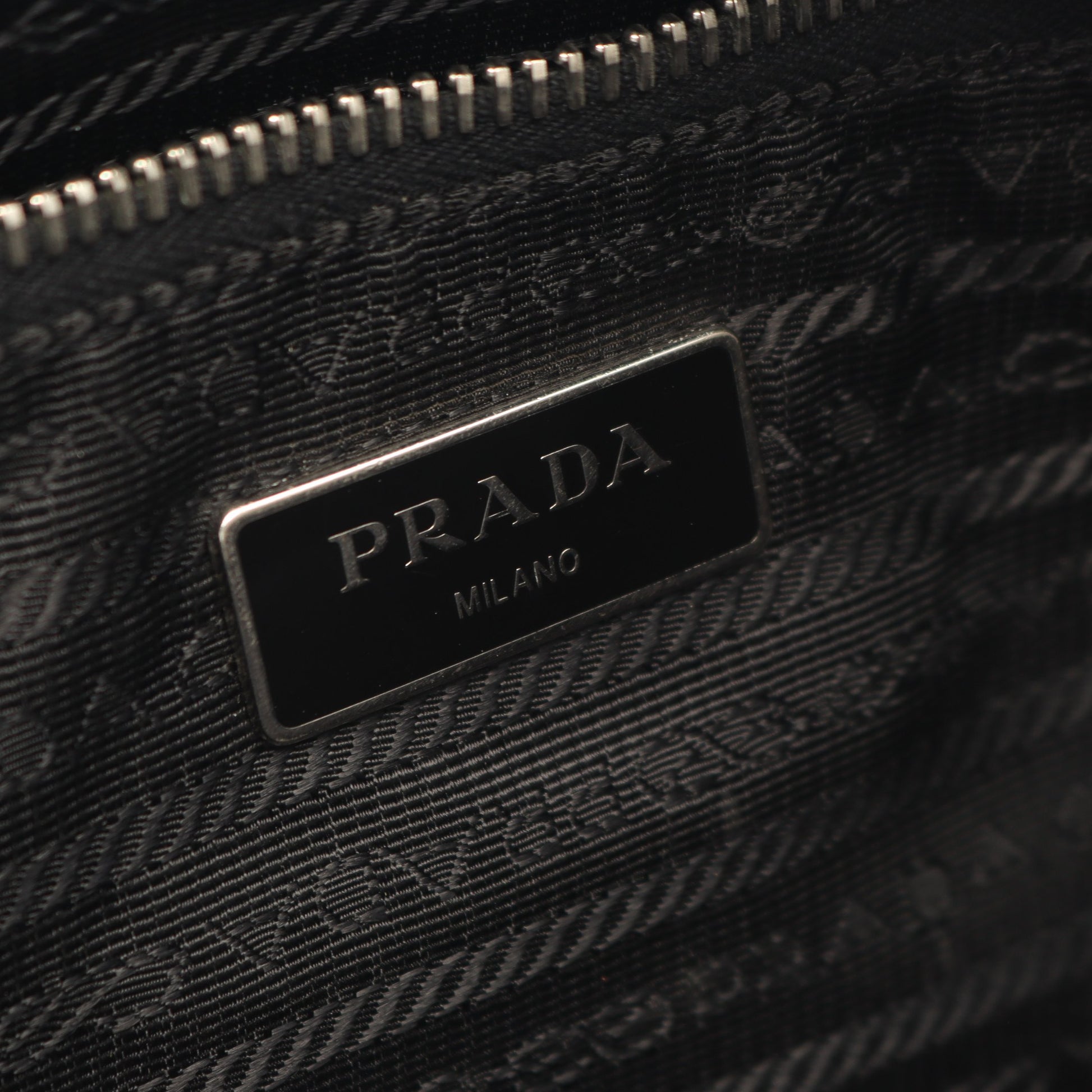 ショルダーバッグ キャンバス サフィアーノレザー ブラック ダークブラウン プラダ バッグ PRADA