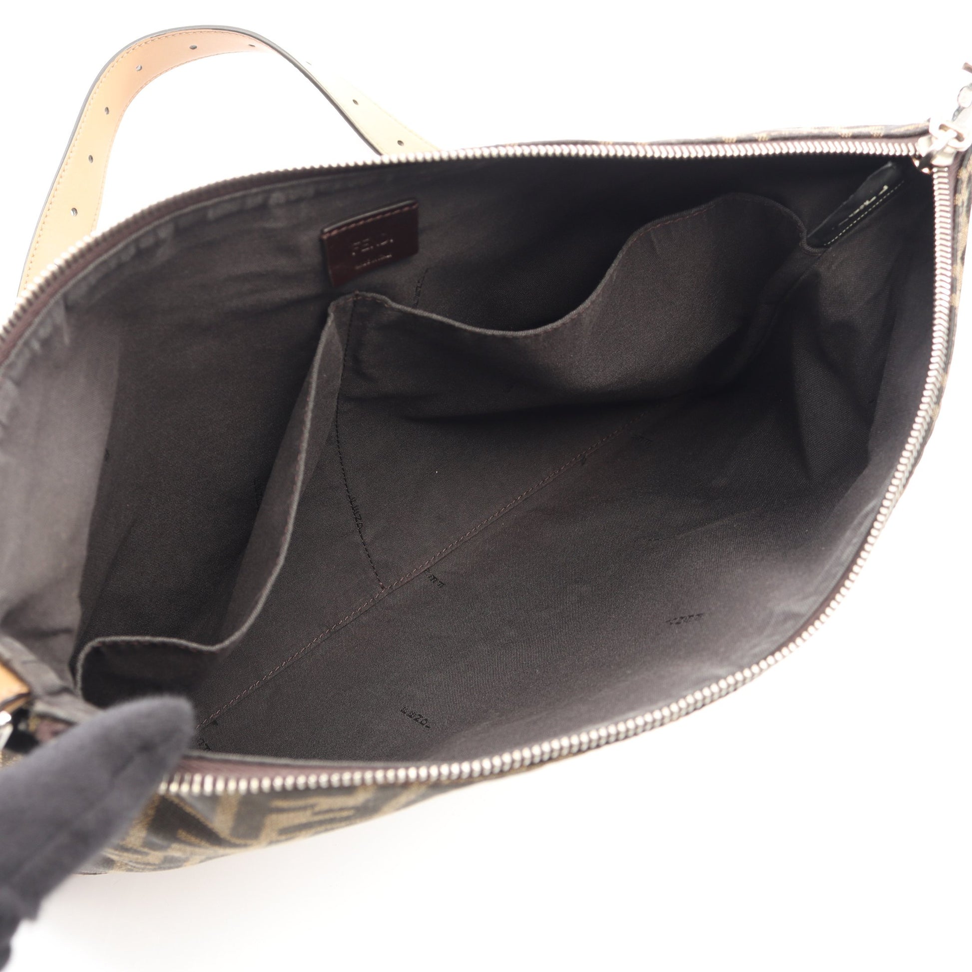 ズッカ ショルダーバッグ キャンバス レザー ブラウン ベージュ フェンディ バッグ FENDI