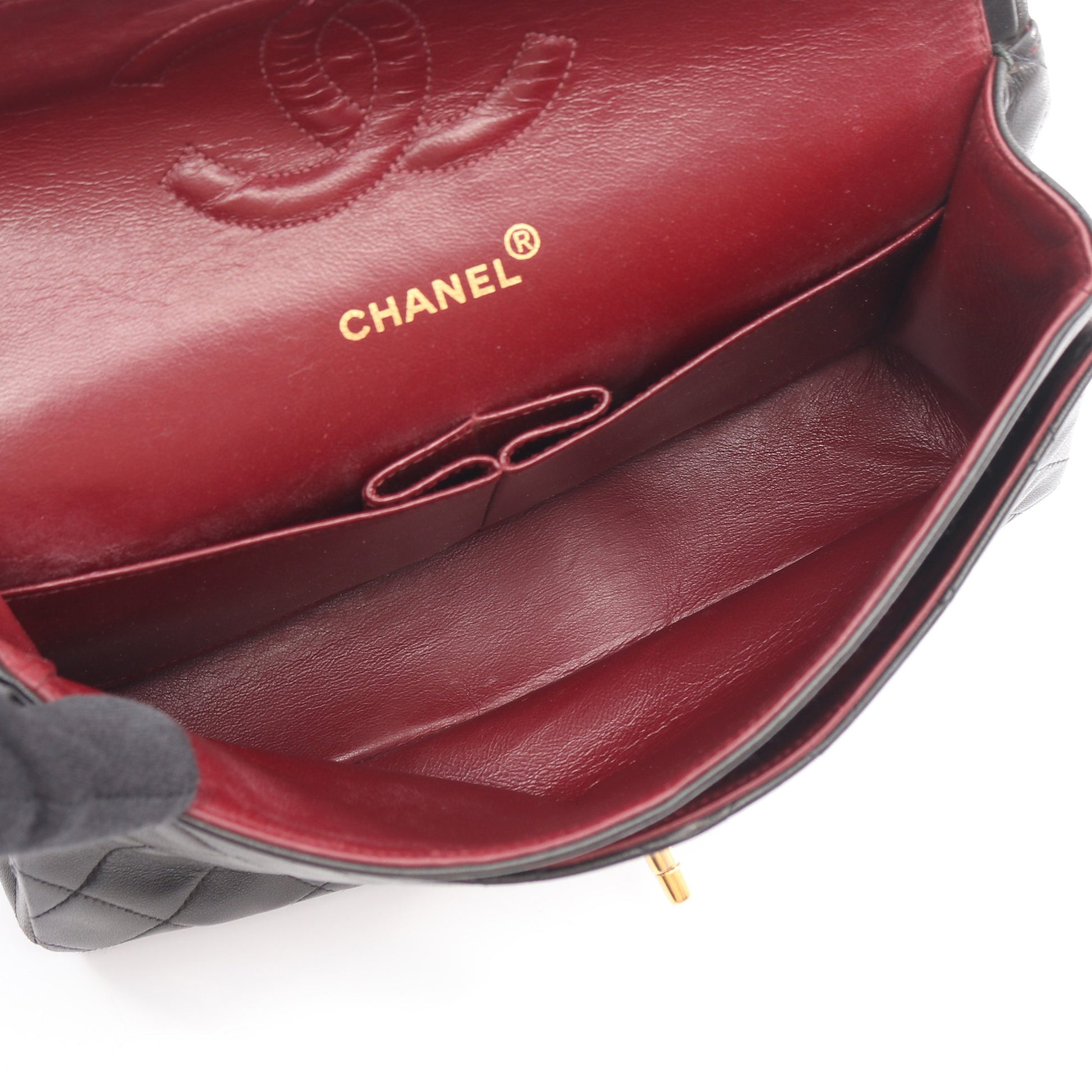 マトラッセ Wフラップ Wチェーンショルダーバッグ ラムスキン ブラック ゴールド金具 シャネル バッグ CHANEL