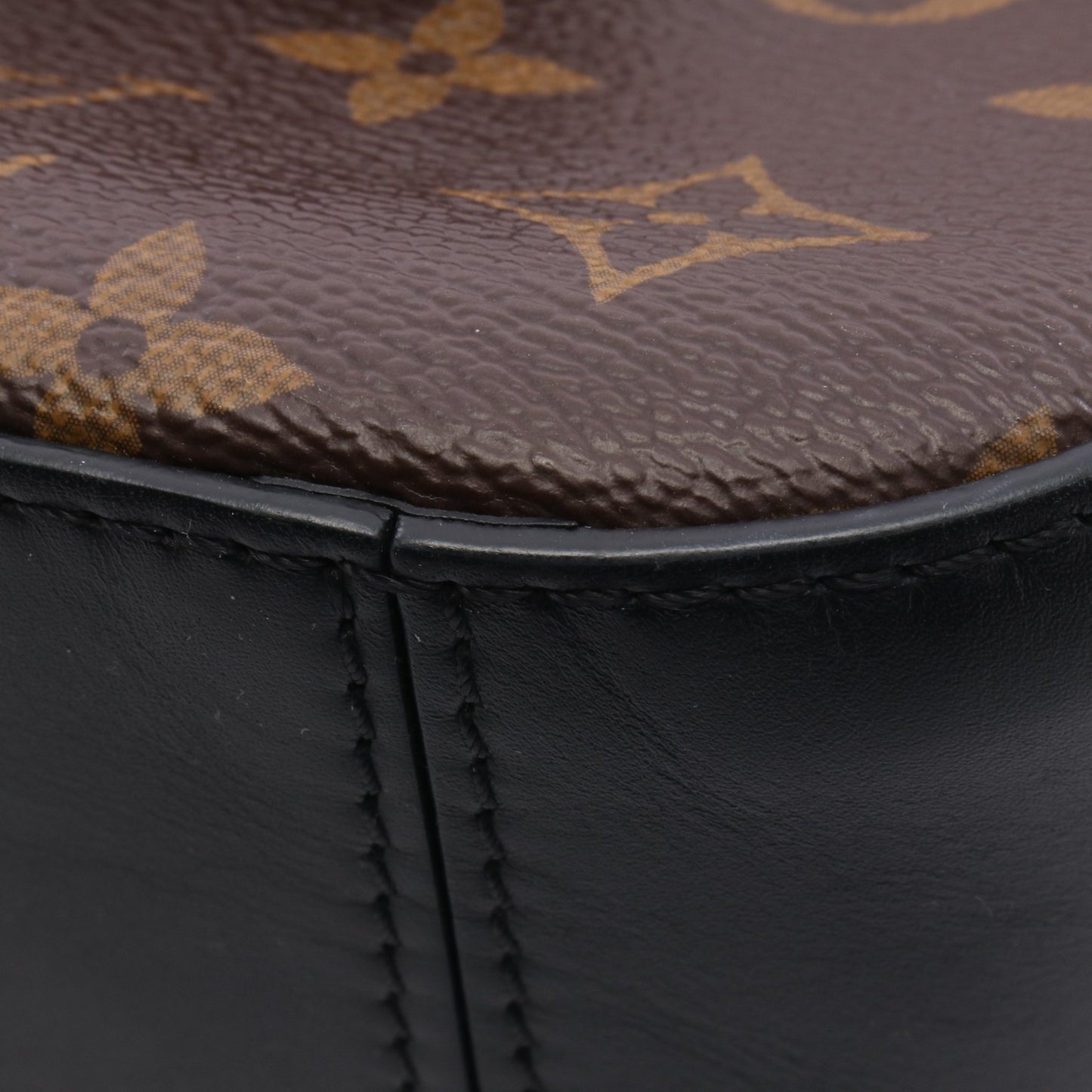 サントンジュ モノグラム ノワール ショルダーバッグ PVC レザー ブラウン ブラック ルイヴィトン バッグ LOUIS VUITTON