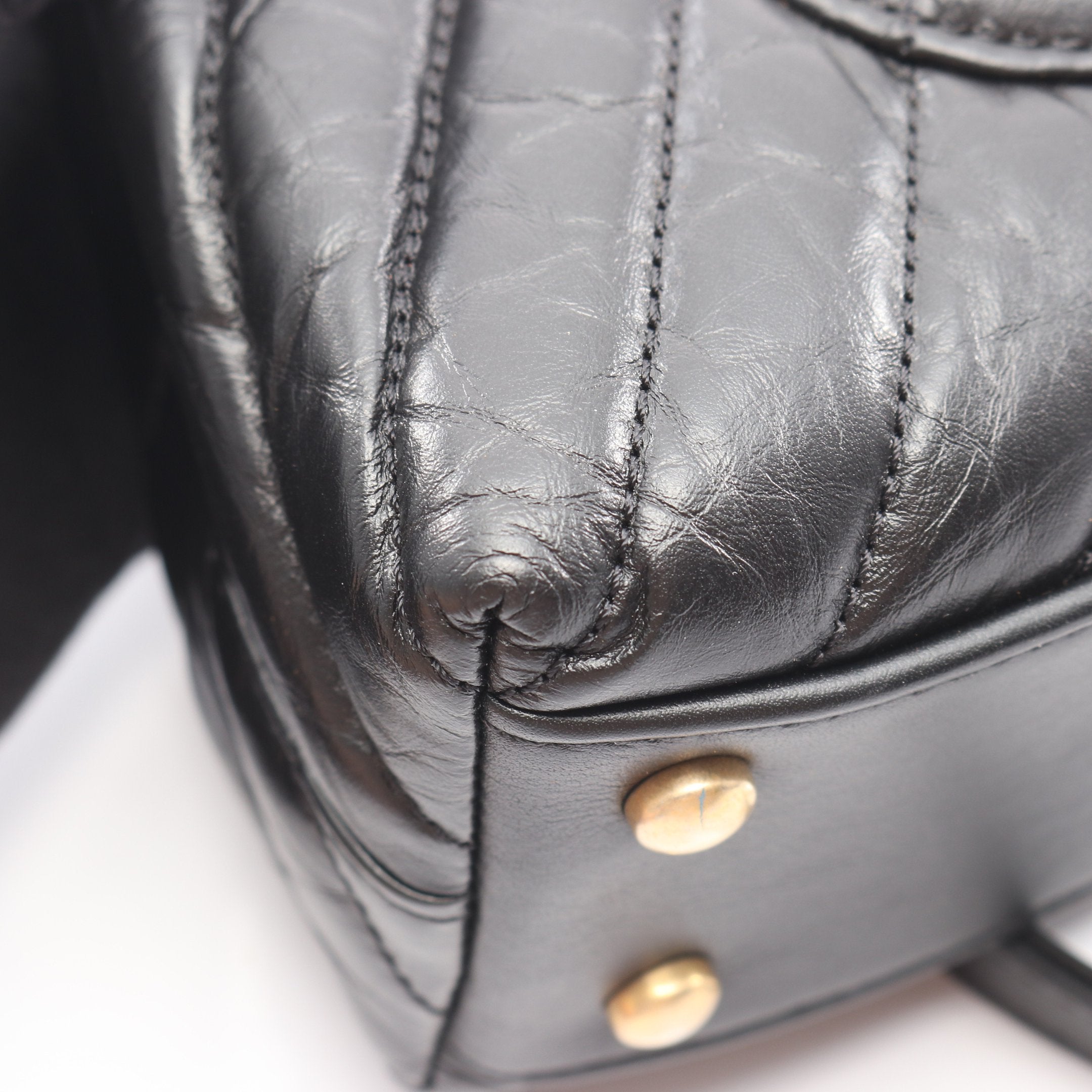 シャネル 2way ハンドバッグ ショルダーバッグ ゴールド金具 24番台 Vステッチ シェブロン トップハンドル フラップ バッグ ココハンドル レディース CHANEL CHANEL 2way ハンドバッグ ショルダーバッグ ゴールド金具 24番台 V