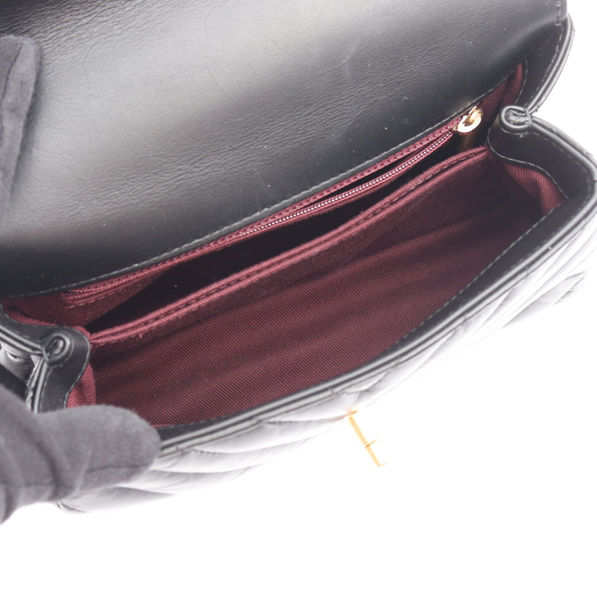 ココハンドル フラップ Vステッチ シェブロン 2WAY ハンドバッグ レザー ブラック ゴールド金具 シャネル バッグ CHANEL