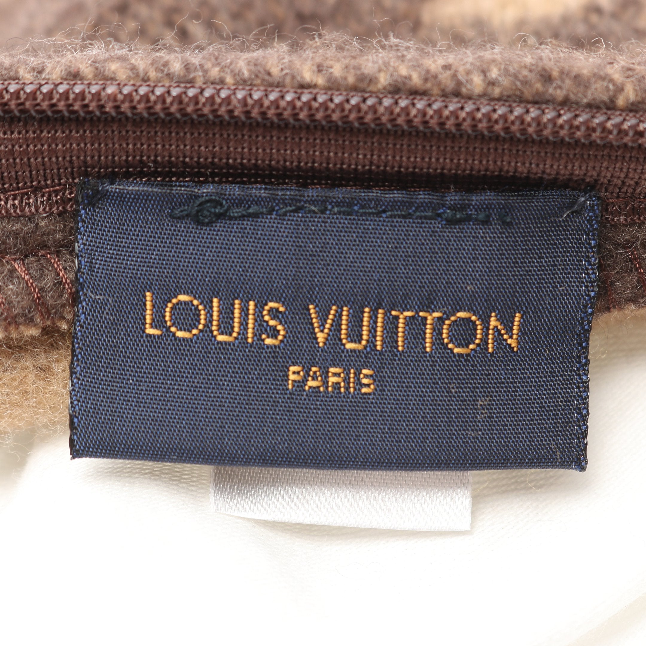 LOUIS VUITTON × NBA クッサン モノグラムレターズ クッション