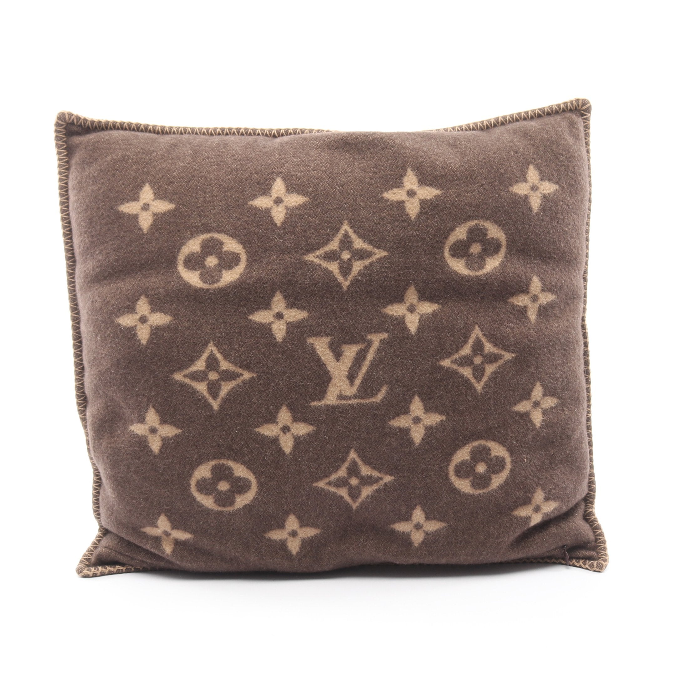 LOUIS VUITTON × NBA クッサン モノグラムレターズ クッション