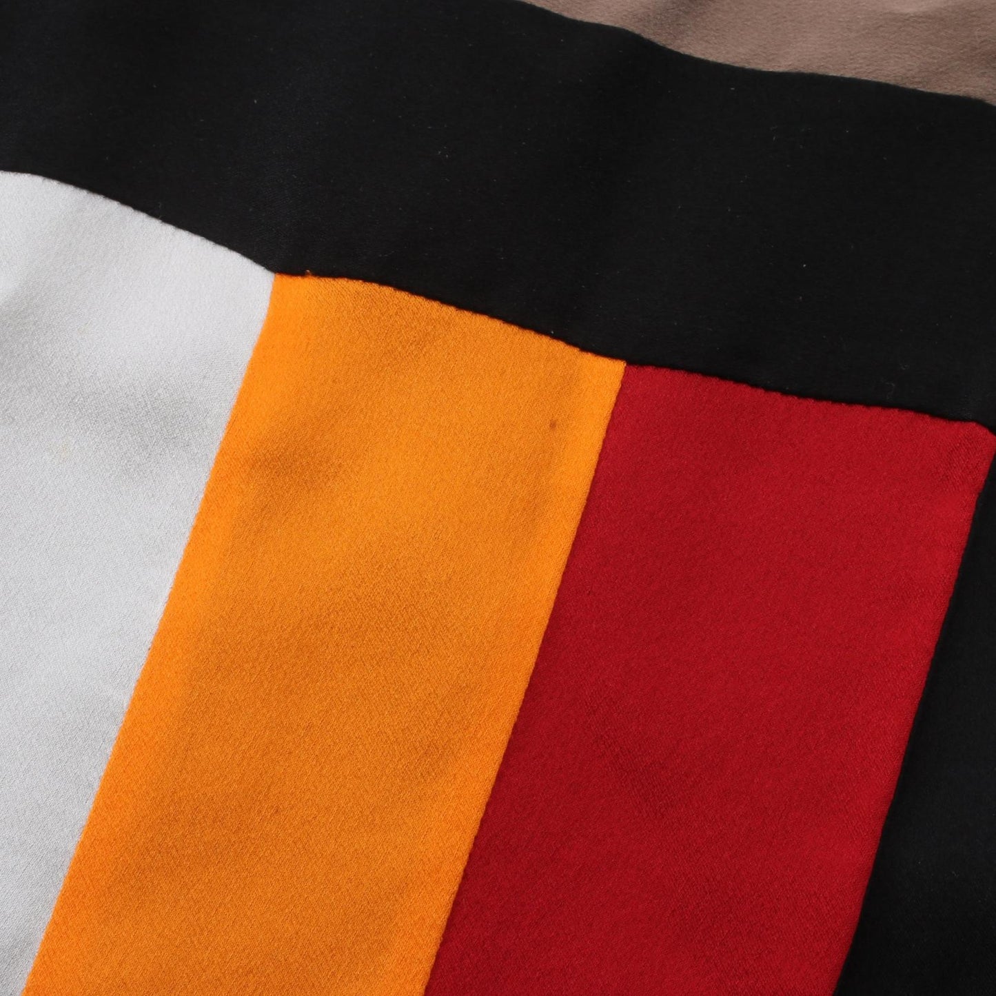 ストール シルク レッド マルチカラー エルメス 財布・小物 HERMES