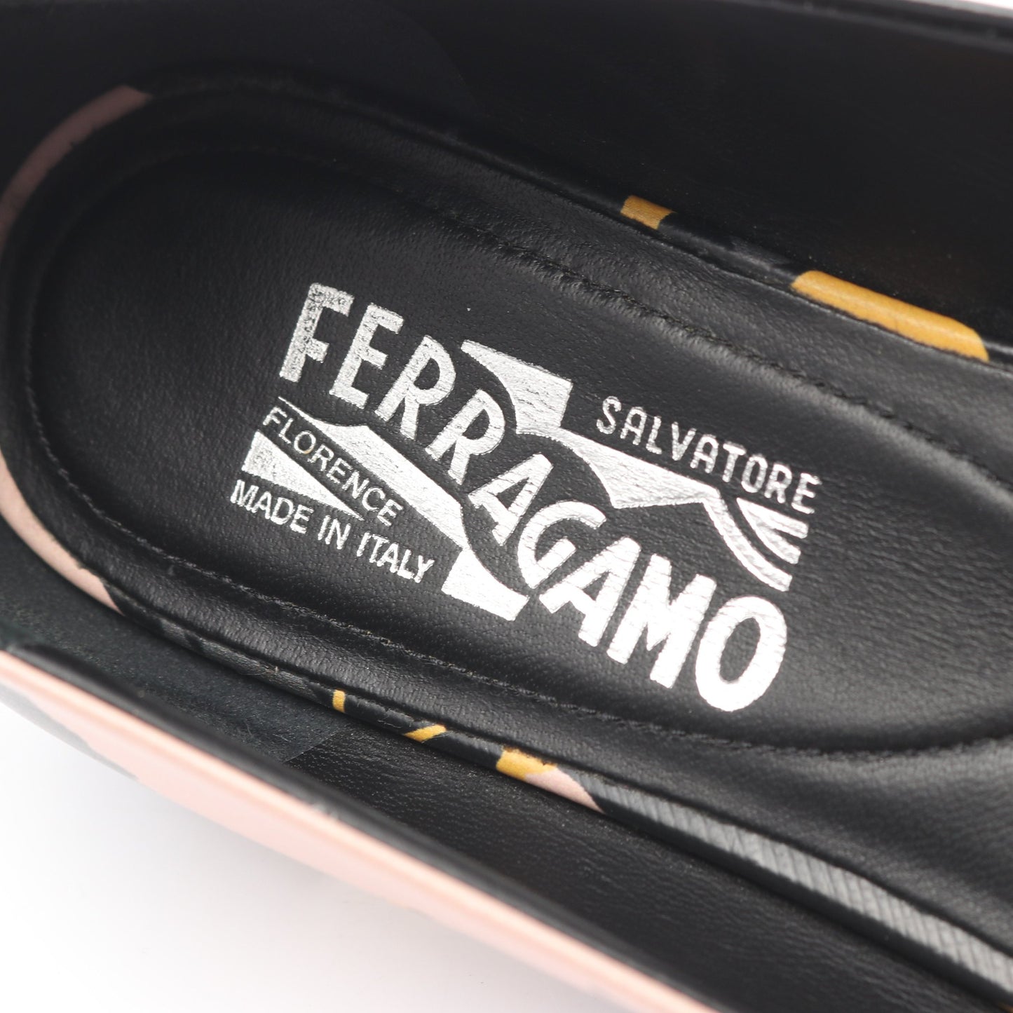 ヴァラリボン パンプス レザー ブラック ピンク オレンジ サルヴァトーレフェラガモ シューズ Salvatore Ferragamo