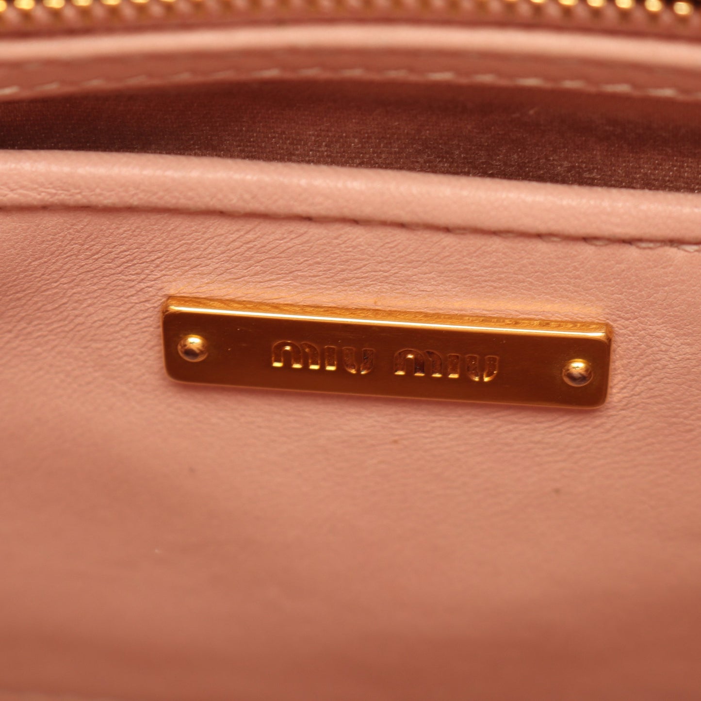 マテラッセ 2WAY ハンドバッグ レザー ピンクベージュ ミュウミュウ バッグ miu miu