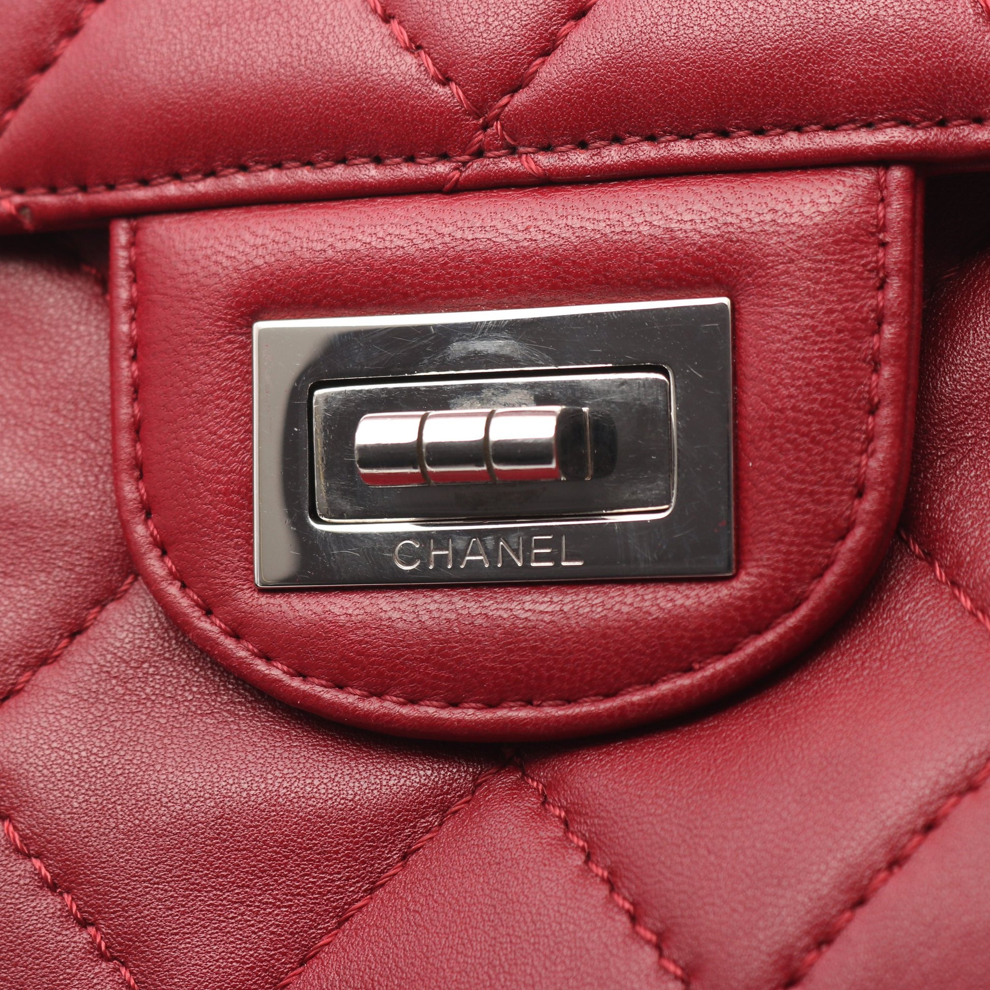 マトラッセ Wチェーンショルダーバッグ ラムスキン レッド シルバー金具 シャネル バッグ CHANEL