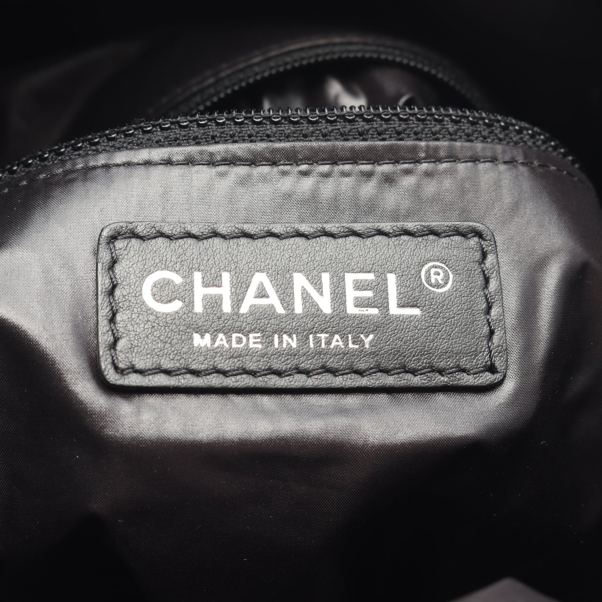エンブロイダリー ドローストリング ショルダーバッグ ウール レザー ネイビー ブラック シルバー金具 シャネル バッグ CHANEL