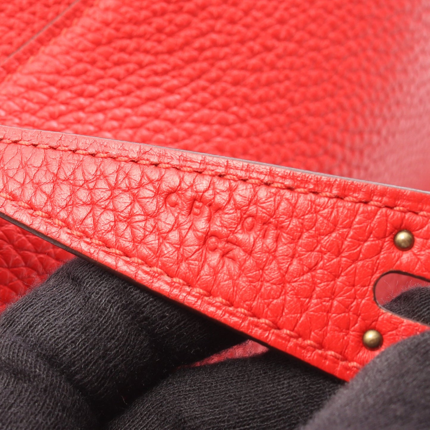 リンディ26 ルージュトマト ショルダーバッグ トリヨンクレマンス レッド ゴールド金具 C刻印 エルメス バッグ HERMES