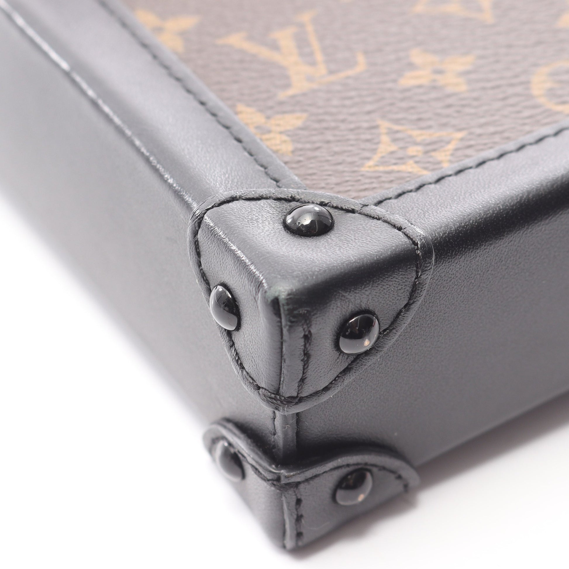 ポシェット トランクヴェルティカル モノグラム ショルダーバッグ PVC レザー ブラウン ブラック ルイヴィトン バッグ LOUIS VUITTON
