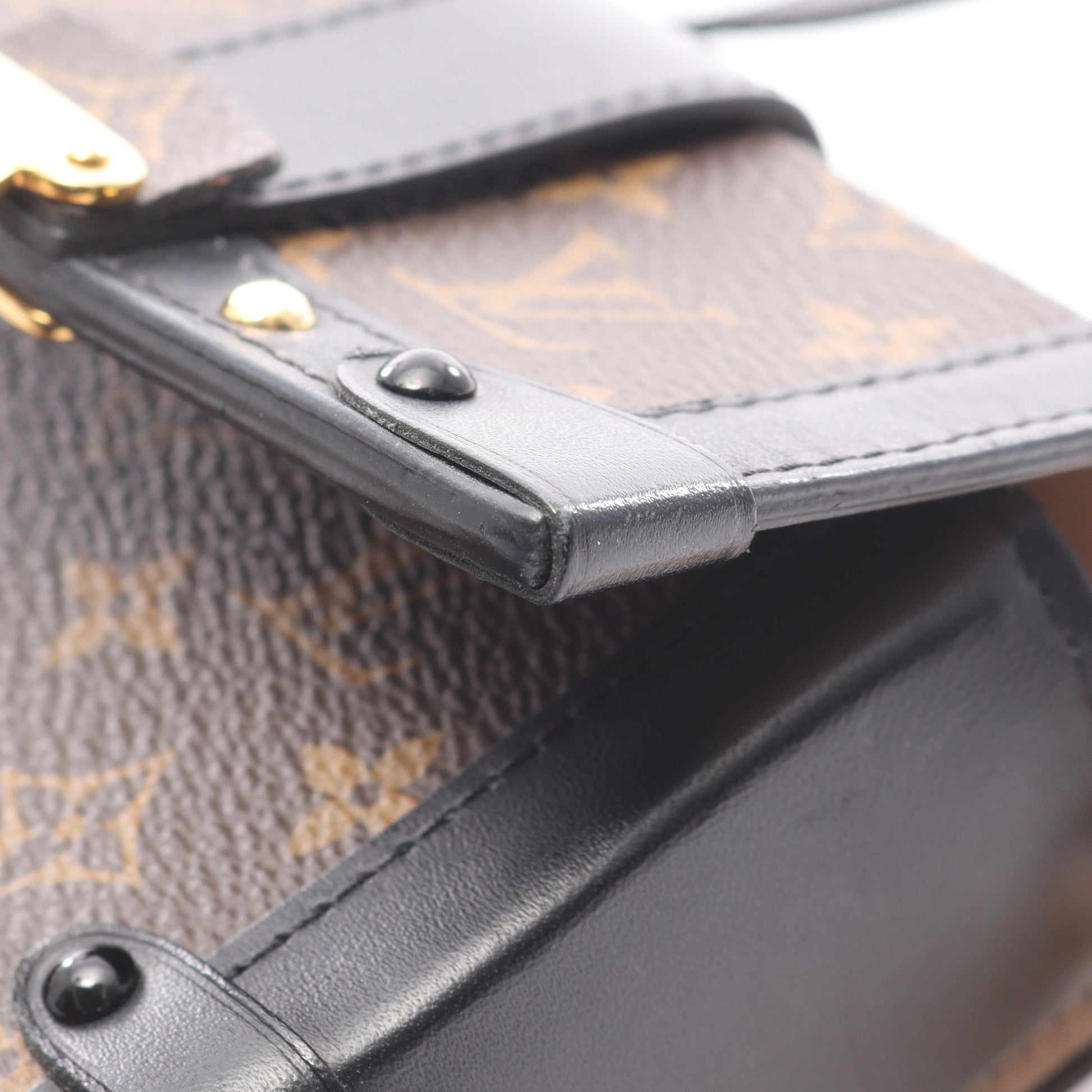 ポシェット トランクヴェルティカル モノグラム ショルダーバッグ PVC レザー ブラウン ブラック ルイヴィトン バッグ LOUIS VUITTON