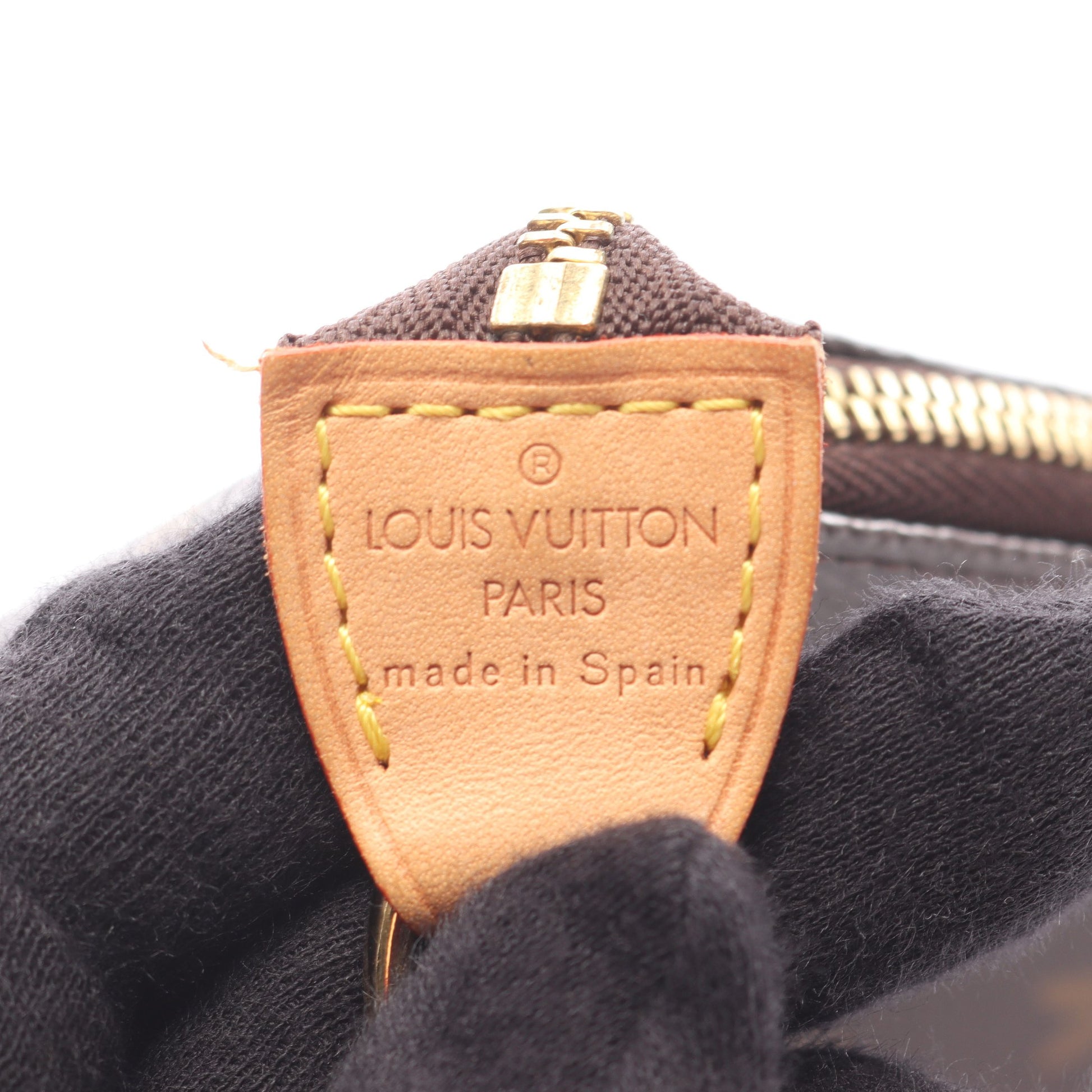 ポシェットアクセソワール モノグラム ハンドバッグ PVC レザー ブラウン ルイヴィトン バッグ LOUIS VUITTON