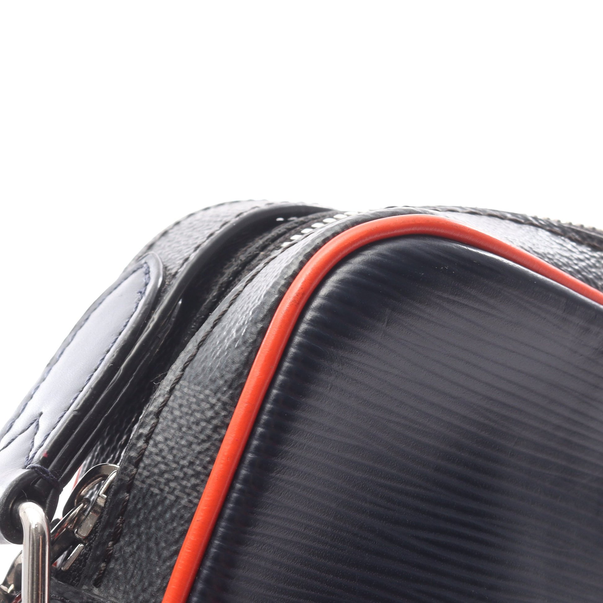 ダヌーブPM エピ ダミエグラフィット ショルダーバッグ PVC レザー ダークブルー ブルー ブラック ルイヴィトン バッグ LOUIS VUITTON