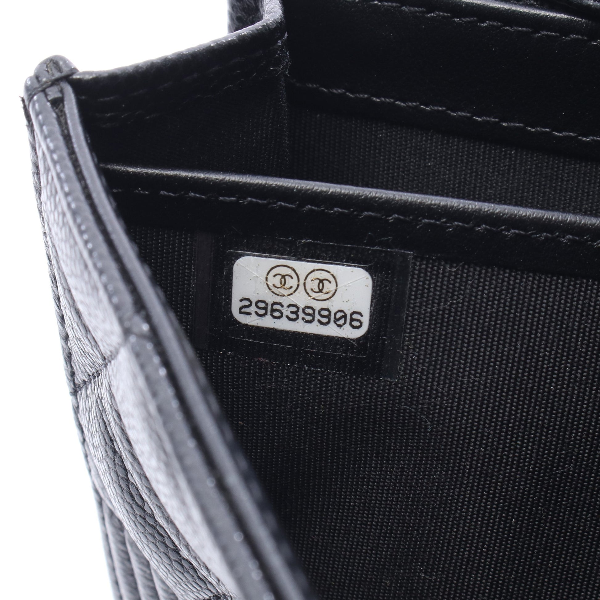 ボーイシャネル 二つ折り長財布 キャビアスキン ブラック ゴールド金具 シャネル 財布・小物 CHANEL