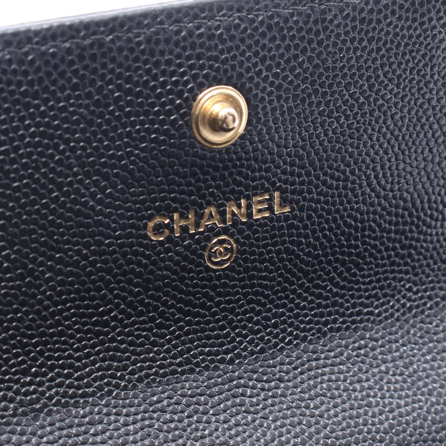 ボーイシャネル 二つ折り長財布 キャビアスキン ブラック ゴールド金具 シャネル 財布・小物 CHANEL